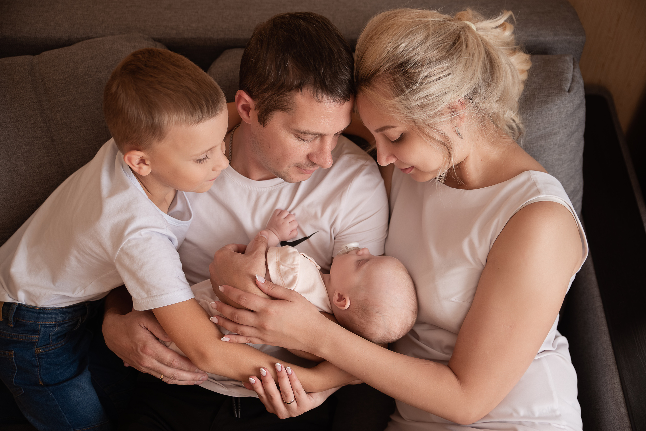 Олеся и ее семья. Фотограф новорожденных Екатеринбург, Первоуральск