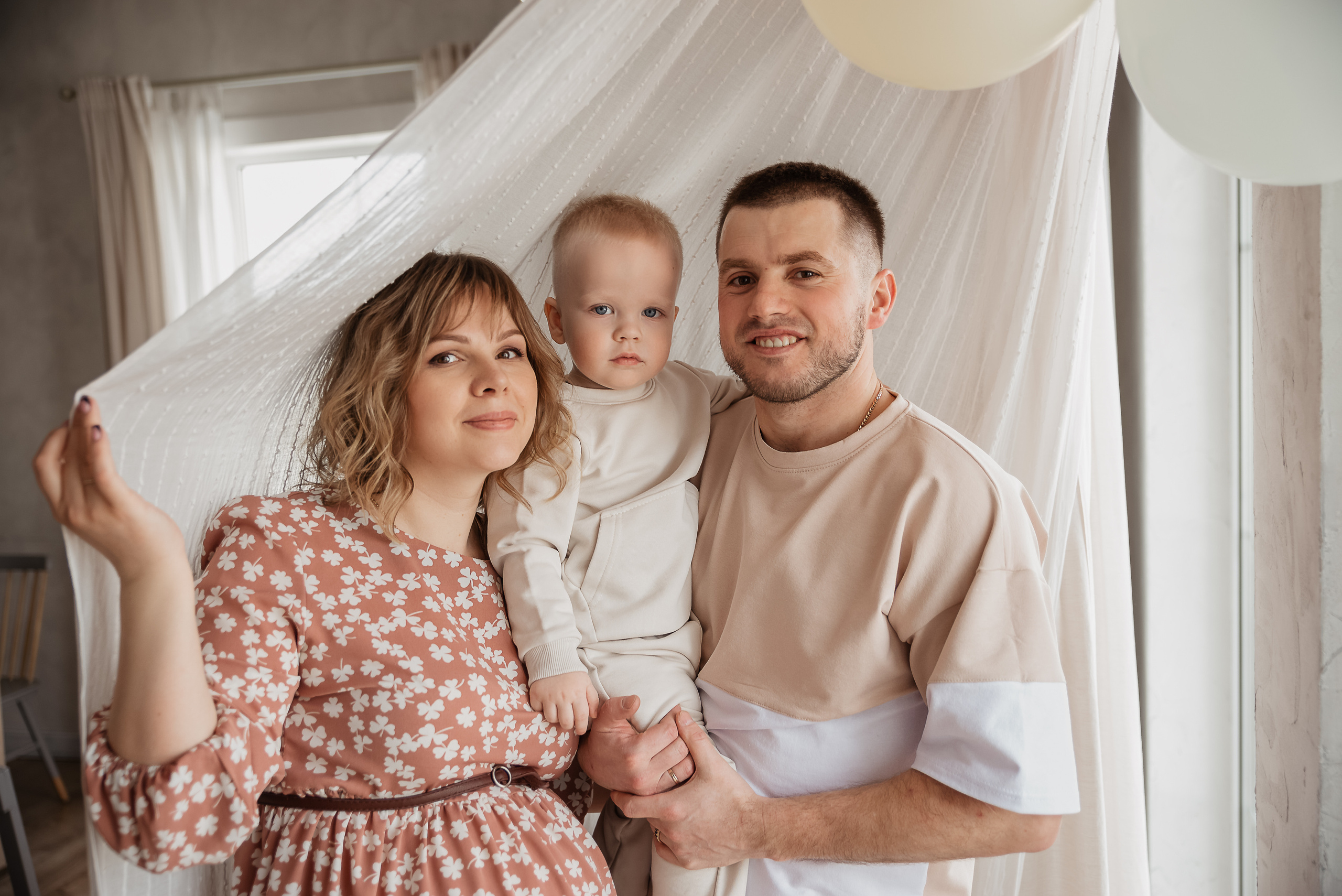 Семейная фотосессия в коттедже. Фотограф новорожденных Екатеринбург, Первоуральск
