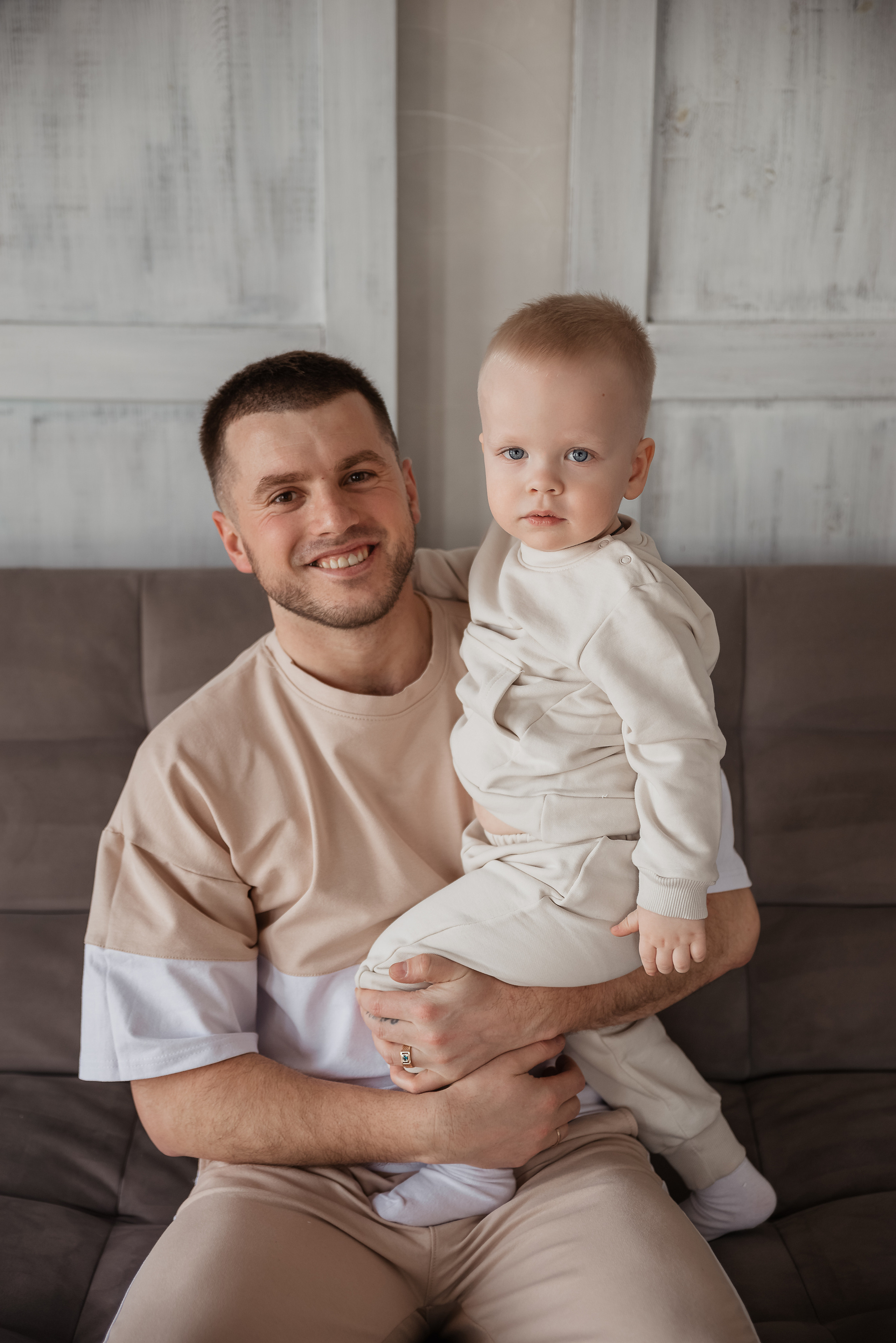 Семейная фотосессия в коттедже. Фотограф новорожденных Екатеринбург, Первоуральск