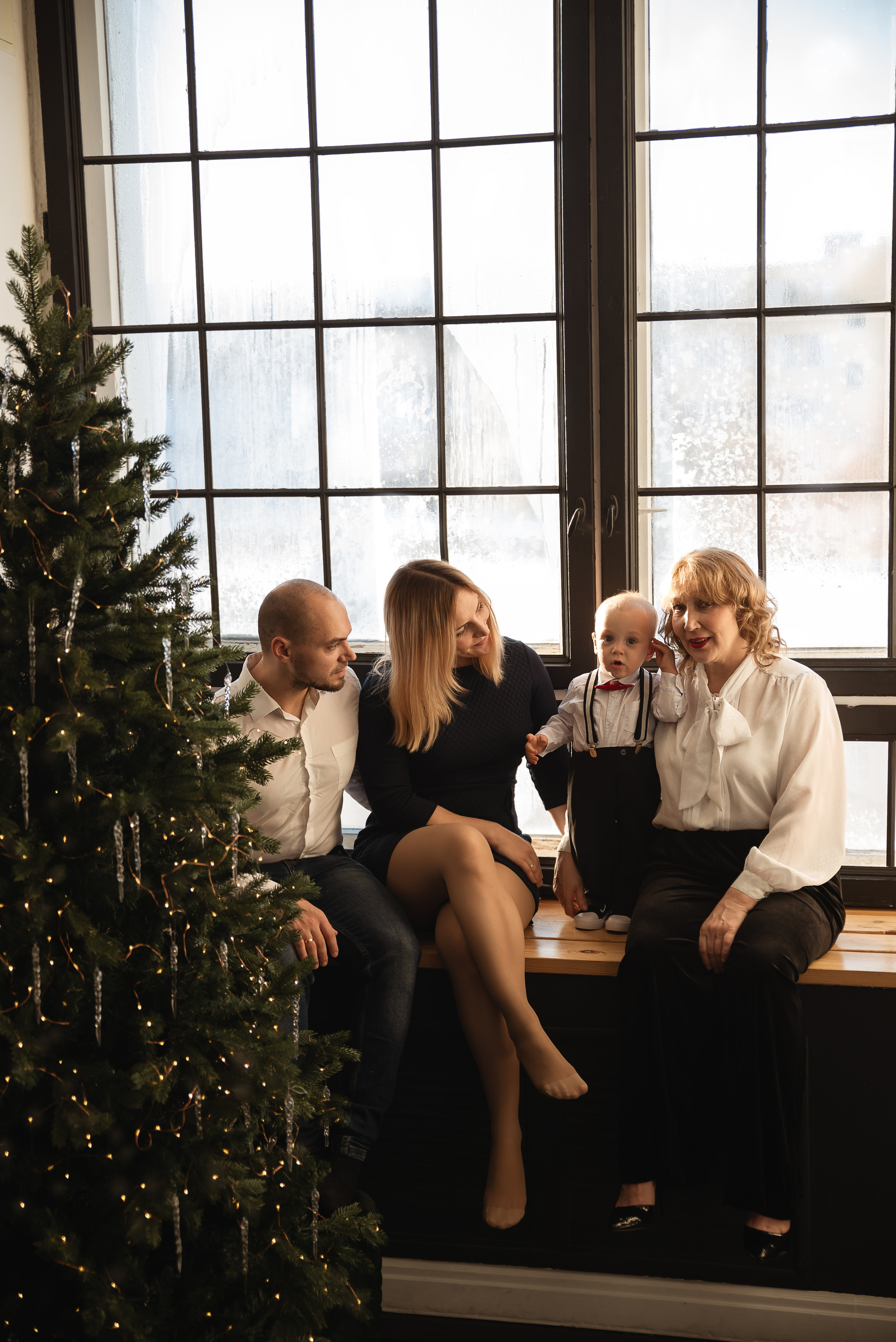 Семейная фотосессия в студии. Фотограф новорожденных Екатеринбург, Первоуральск