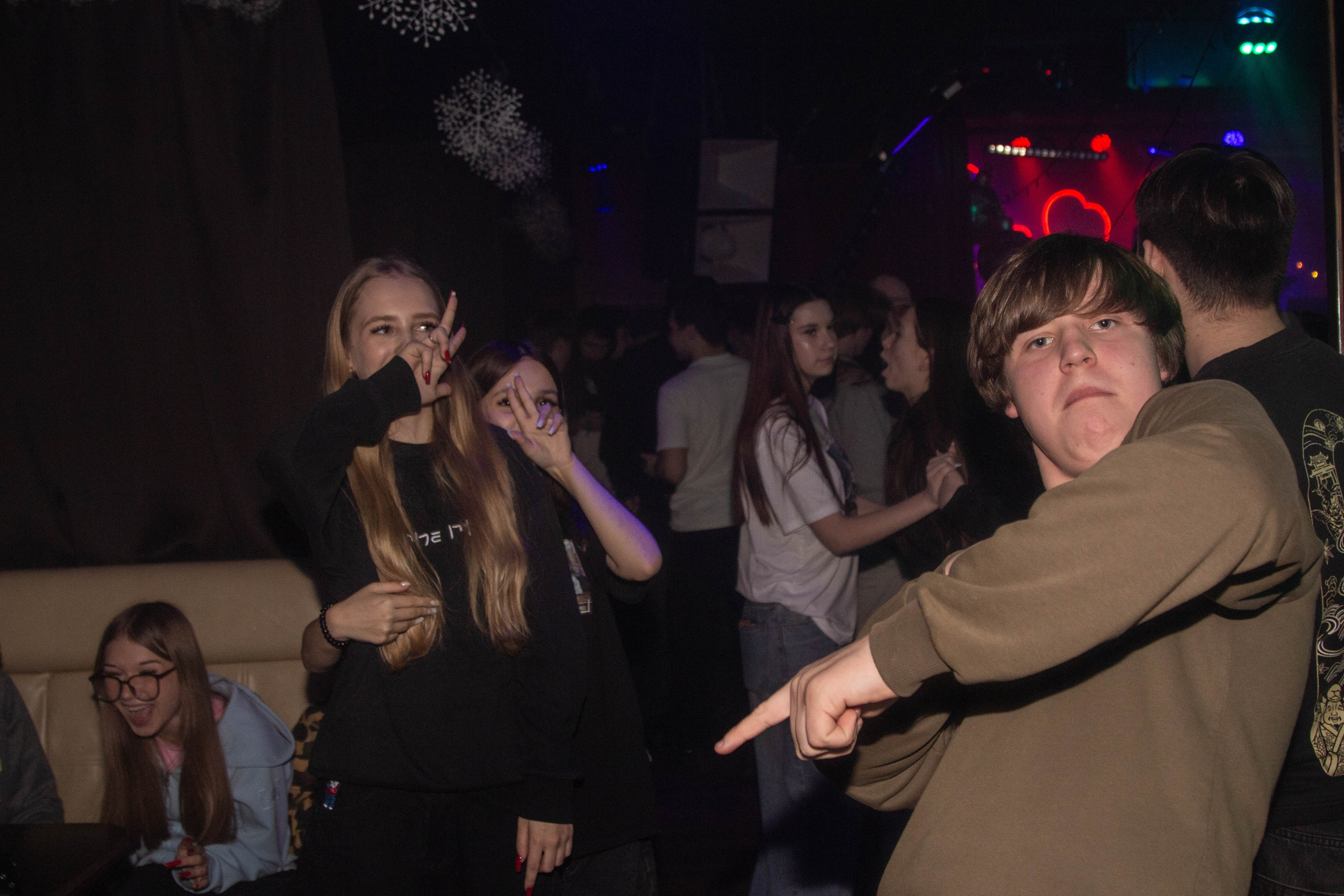 Клуб Serdce. Ладно