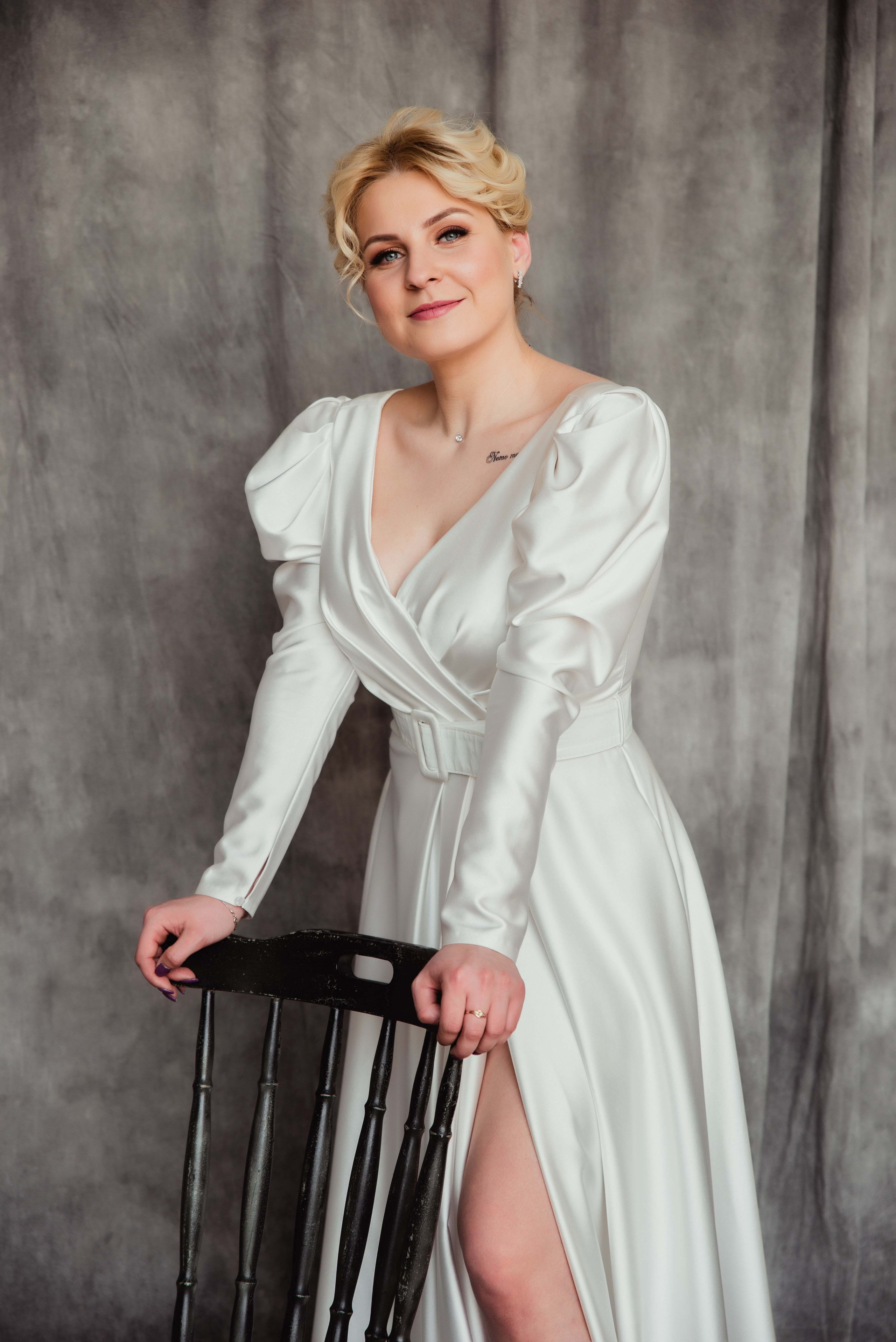 Женские портреты. Айсылу Счастливая — Фотограф | Ретушёр | Нейрокреатор