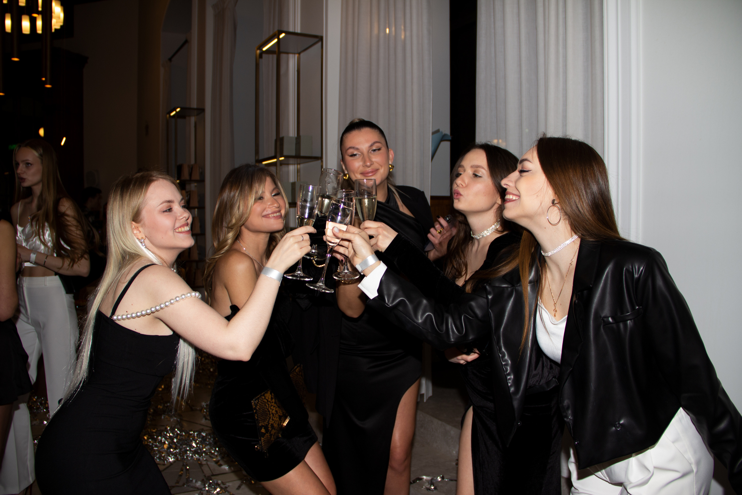 HB Мотовилова Катя. Фотограф Москва — личные фотосессии, лавстори в студии