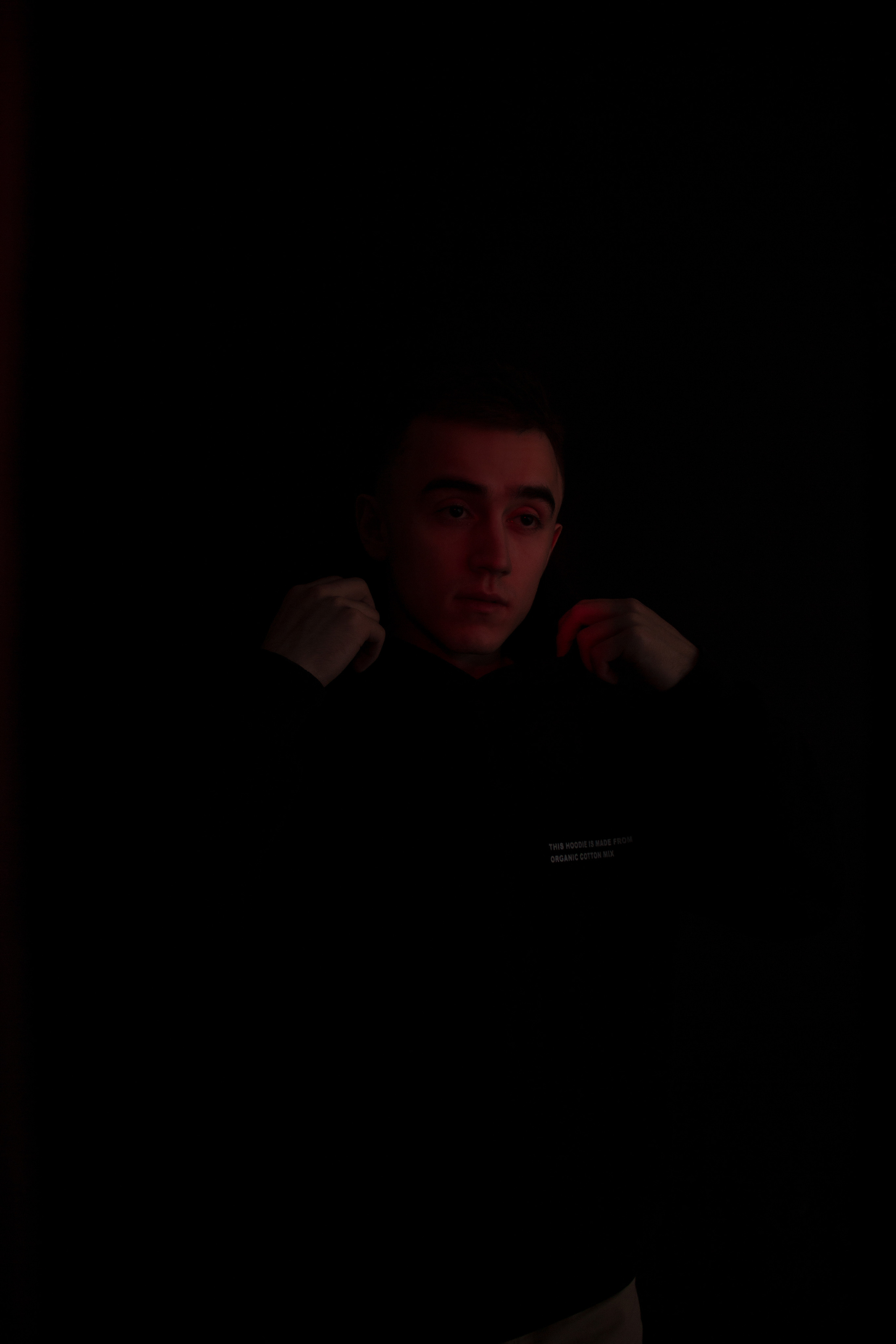 Обложка трека | GANDI M. Фотограф Москва — личные фотосессии, лавстори в студии