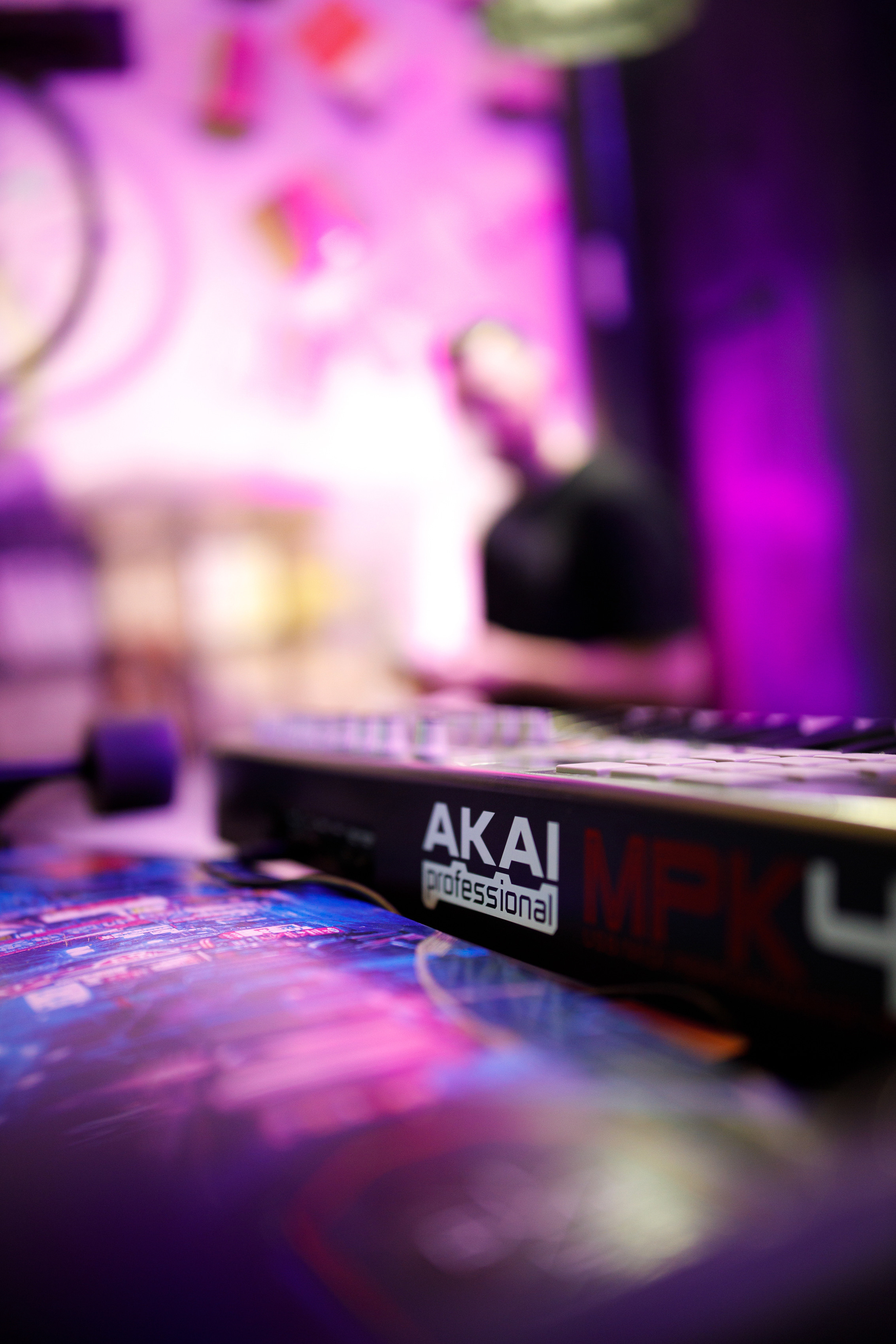 Бэкстэйдж съёмки клипа. Репортажный фотограф Семён Борисов | Москва