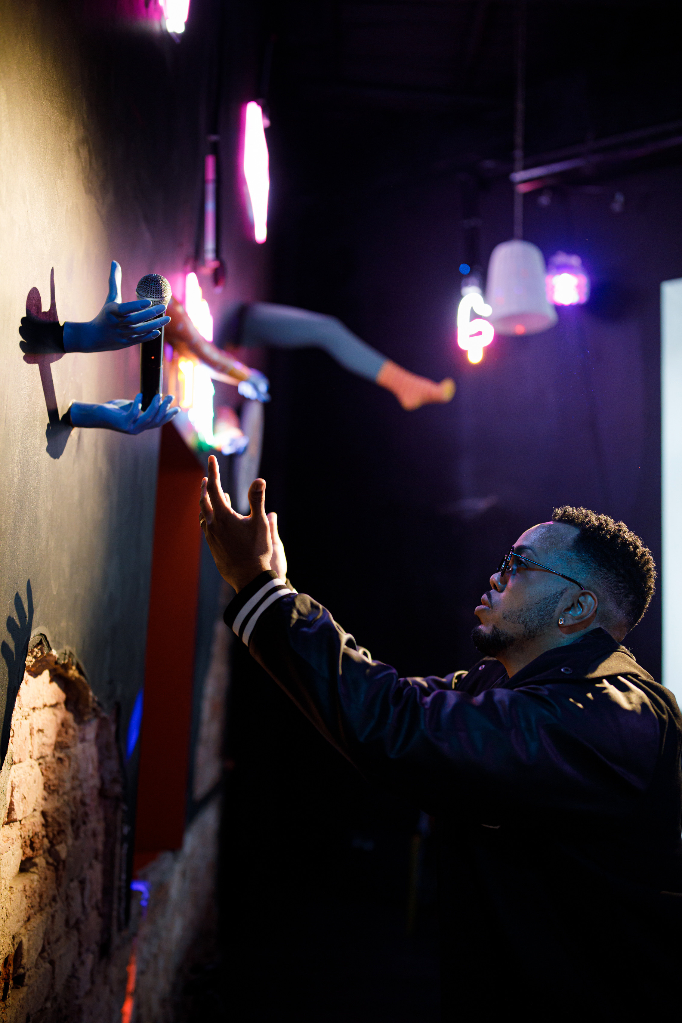 Бэкстэйдж съёмки клипа. Репортажный фотограф Семён Борисов | Москва