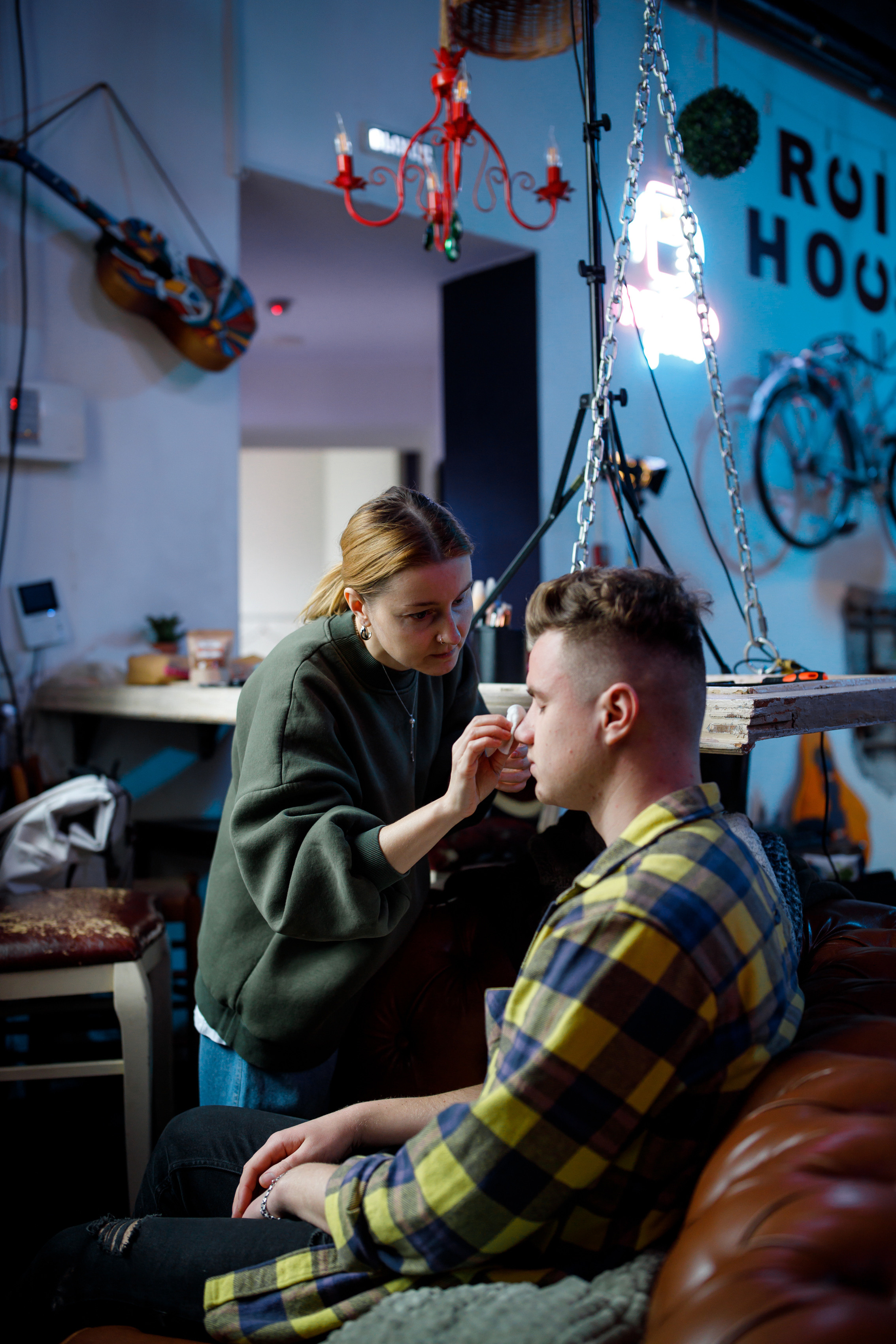 Бэкстэйдж съёмки клипа. Репортажный фотограф Семён Борисов | Москва