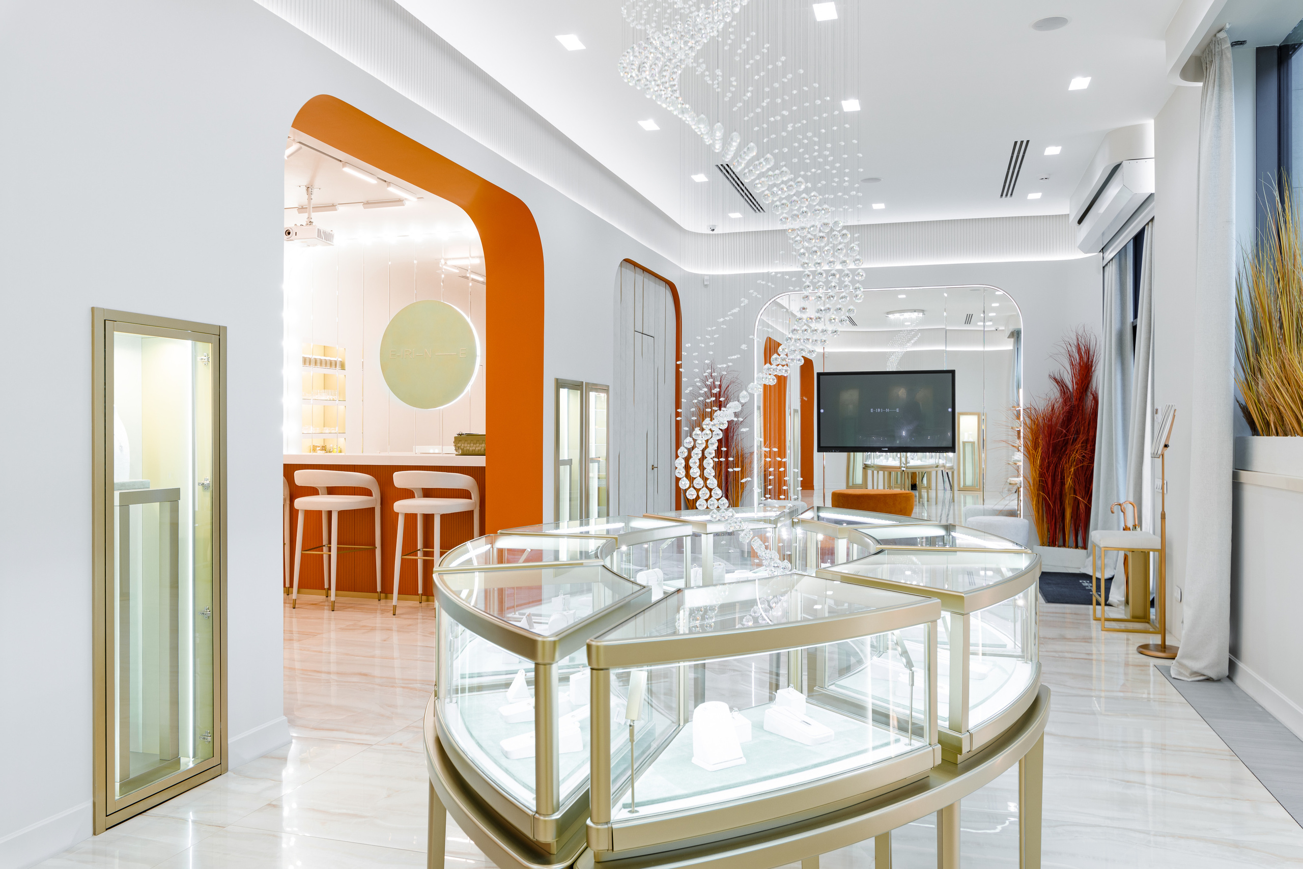 Ювелирный дом E-iri-n-e. Репортажный фотограф Семён Борисов | Москва