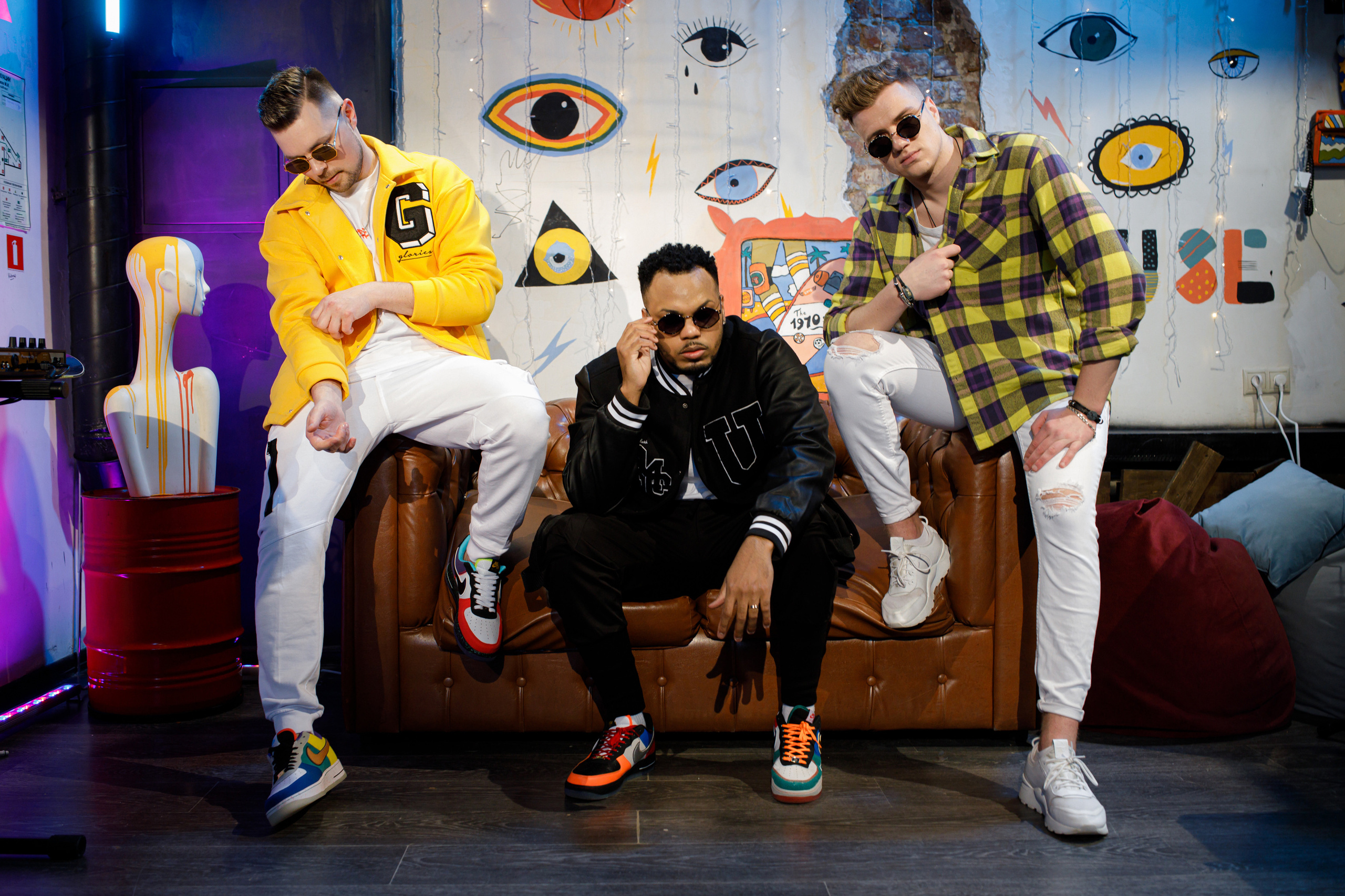 Бэкстэйдж съёмки клипа. Репортажный фотограф Семён Борисов | Москва