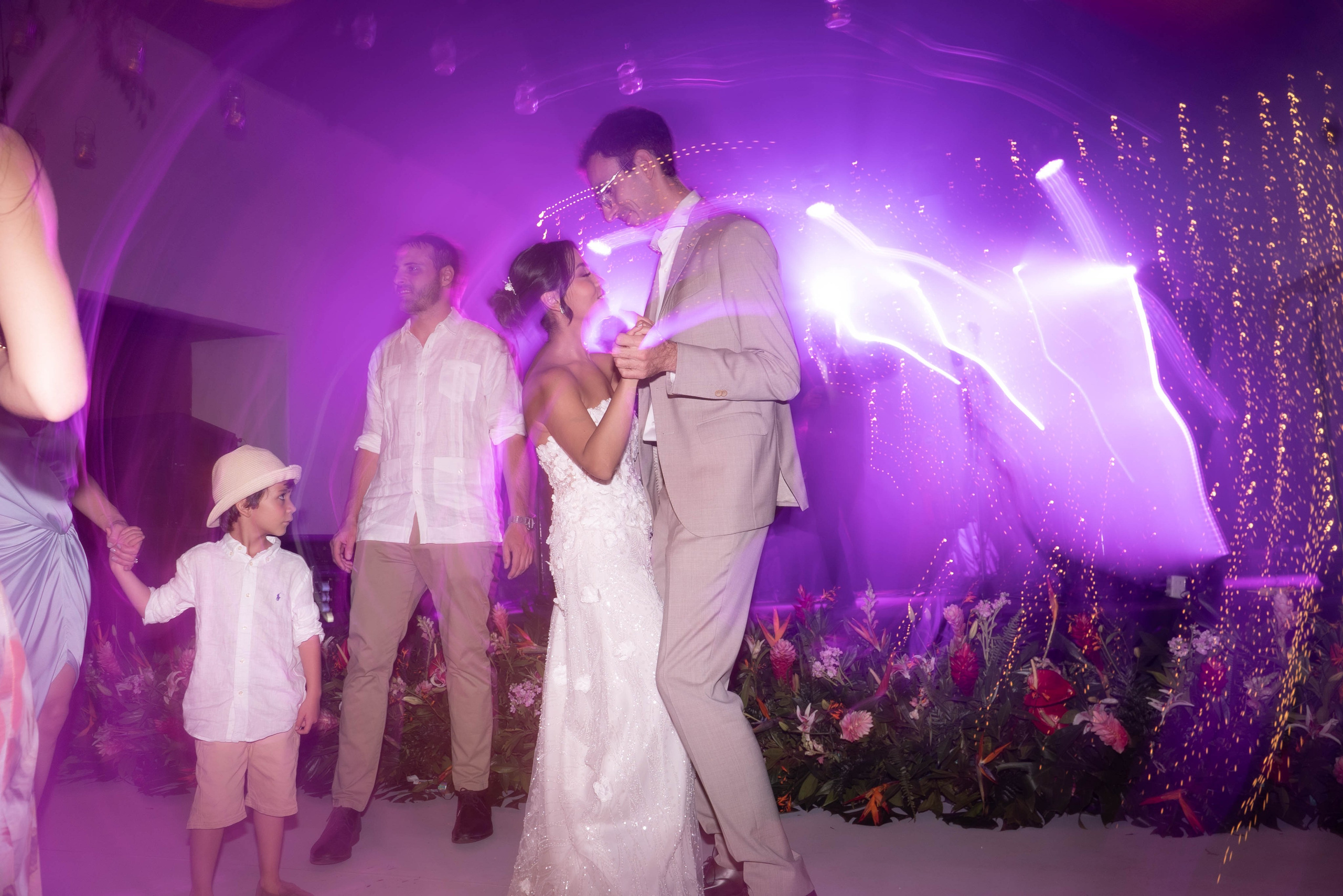 Catalina and Romain. Wedding Photographer in Barcelona and Medellin