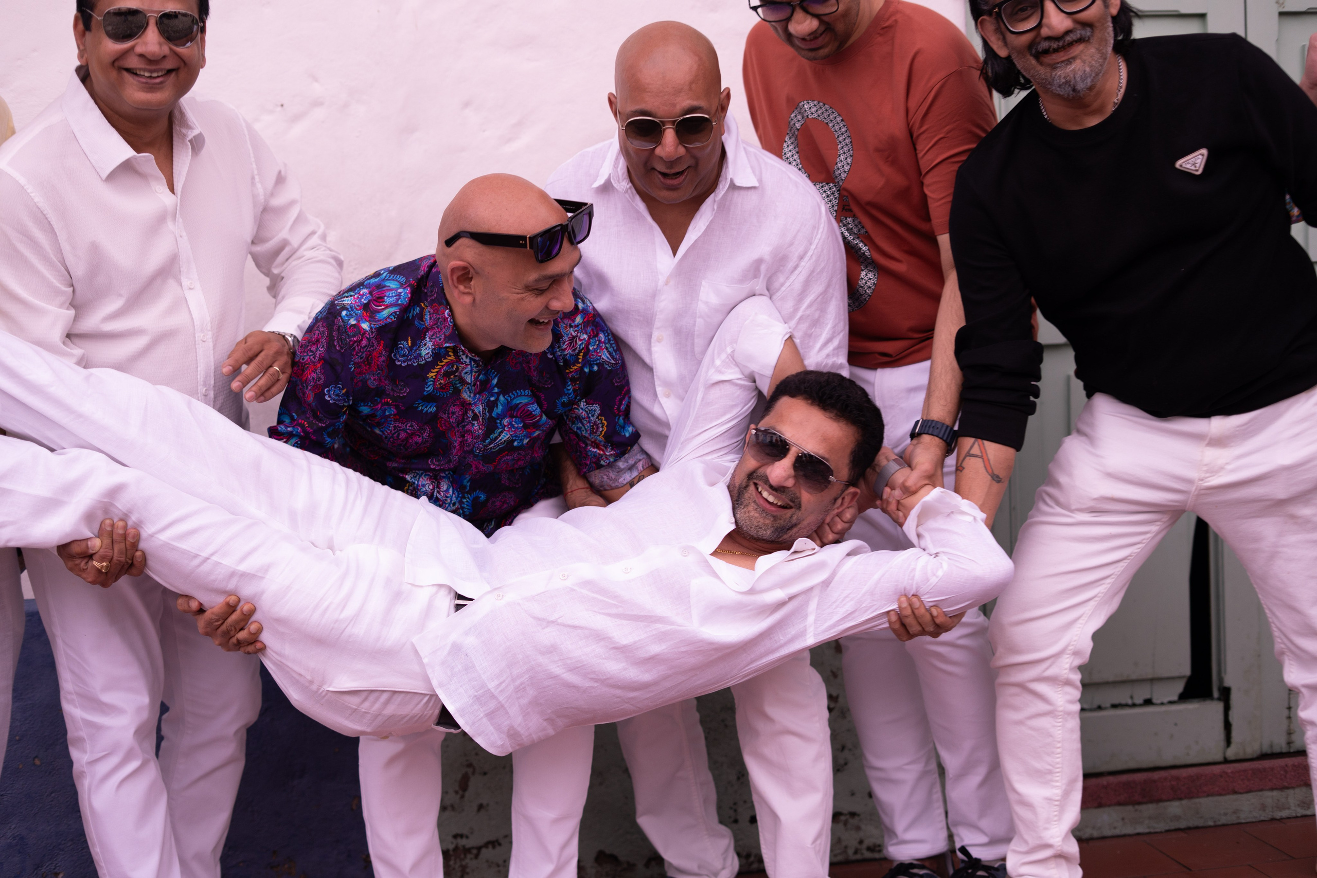 Bachelor party / One day in Medellin. Wedding Photographer in Barcelona and Medellin