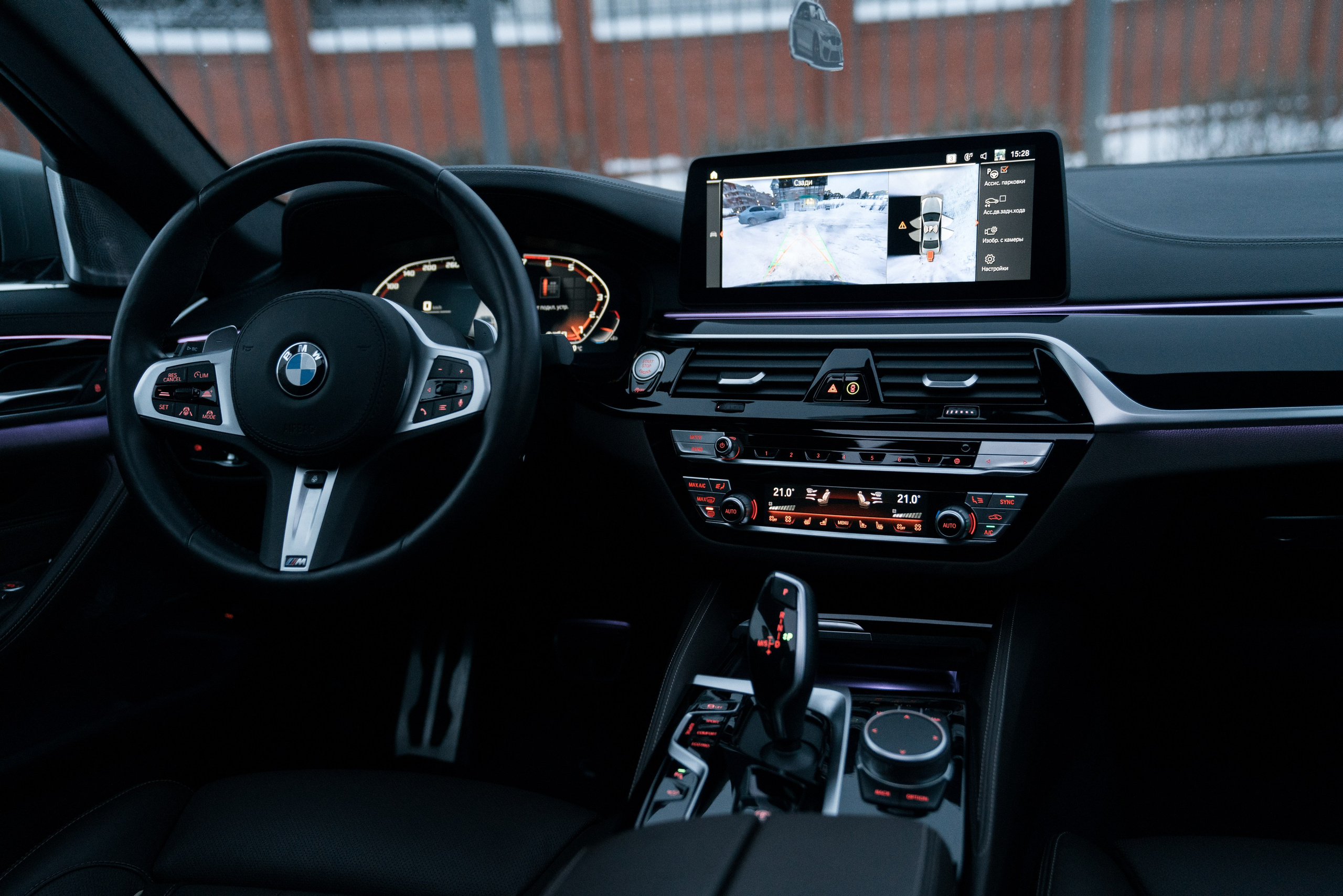 BMW M550i XDrive. Идеальные портреты для соцсетей — Фотограф Ленар