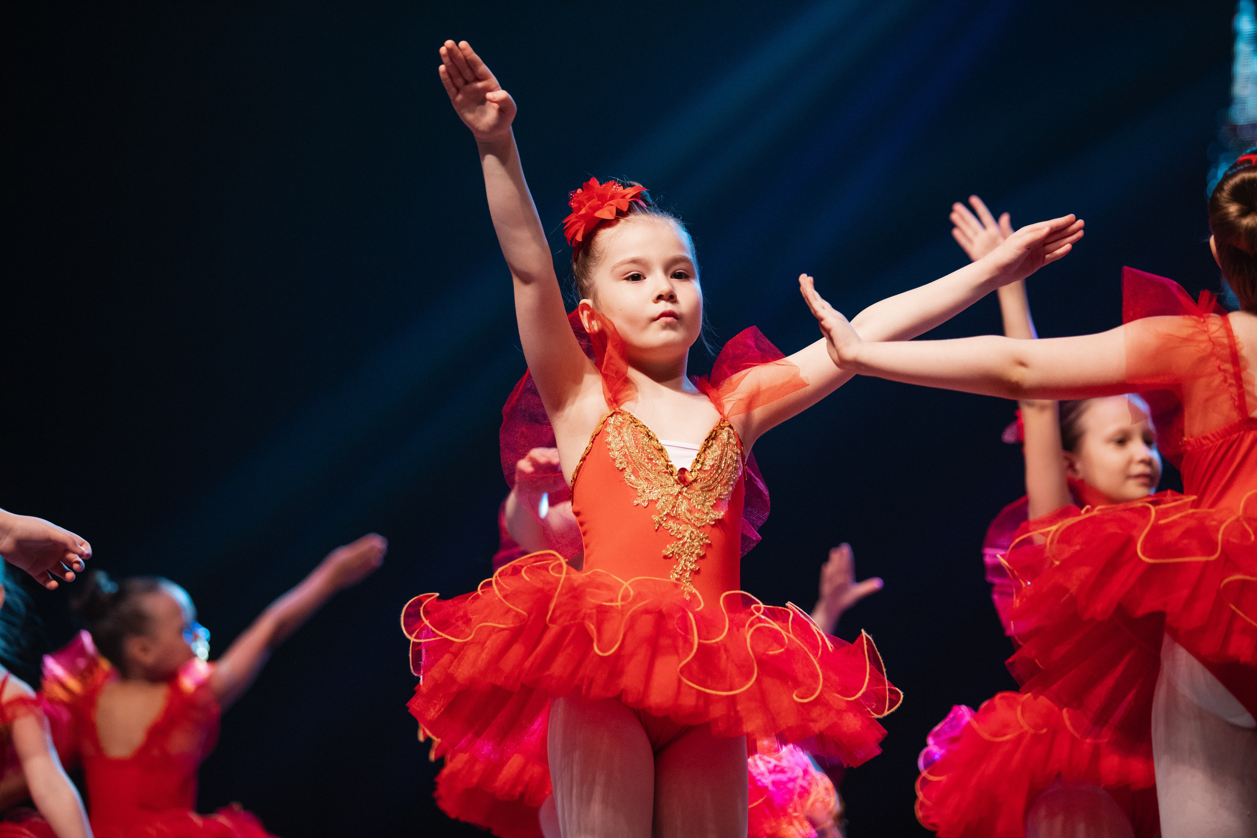 Отчетный концерт «Очарование» 2024. Роман Урумбаев фотограф Нижневартовск