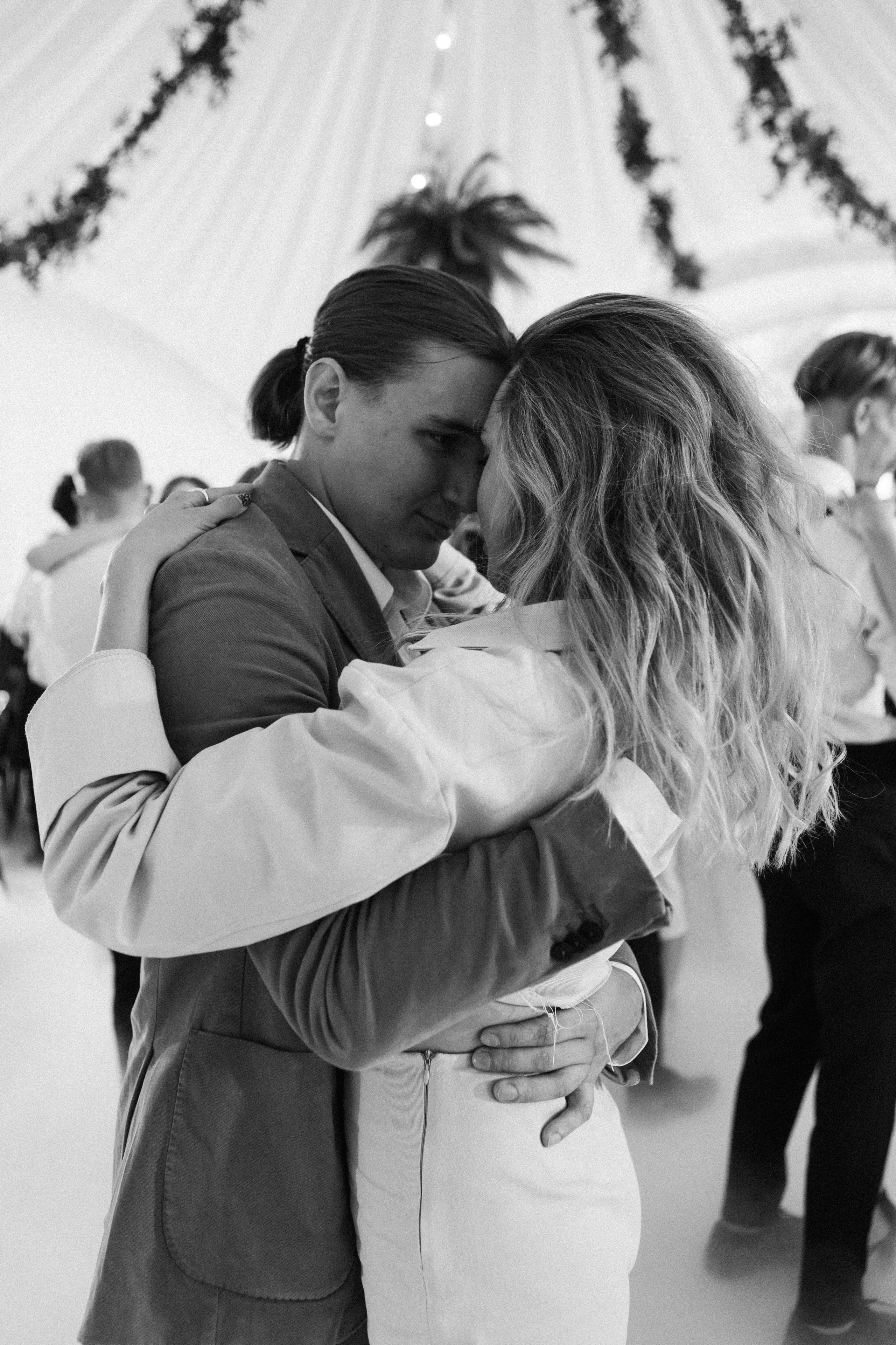 НИКИТА И ЭЛЯ | МОСКВА. Фотограф Дарья Николаева