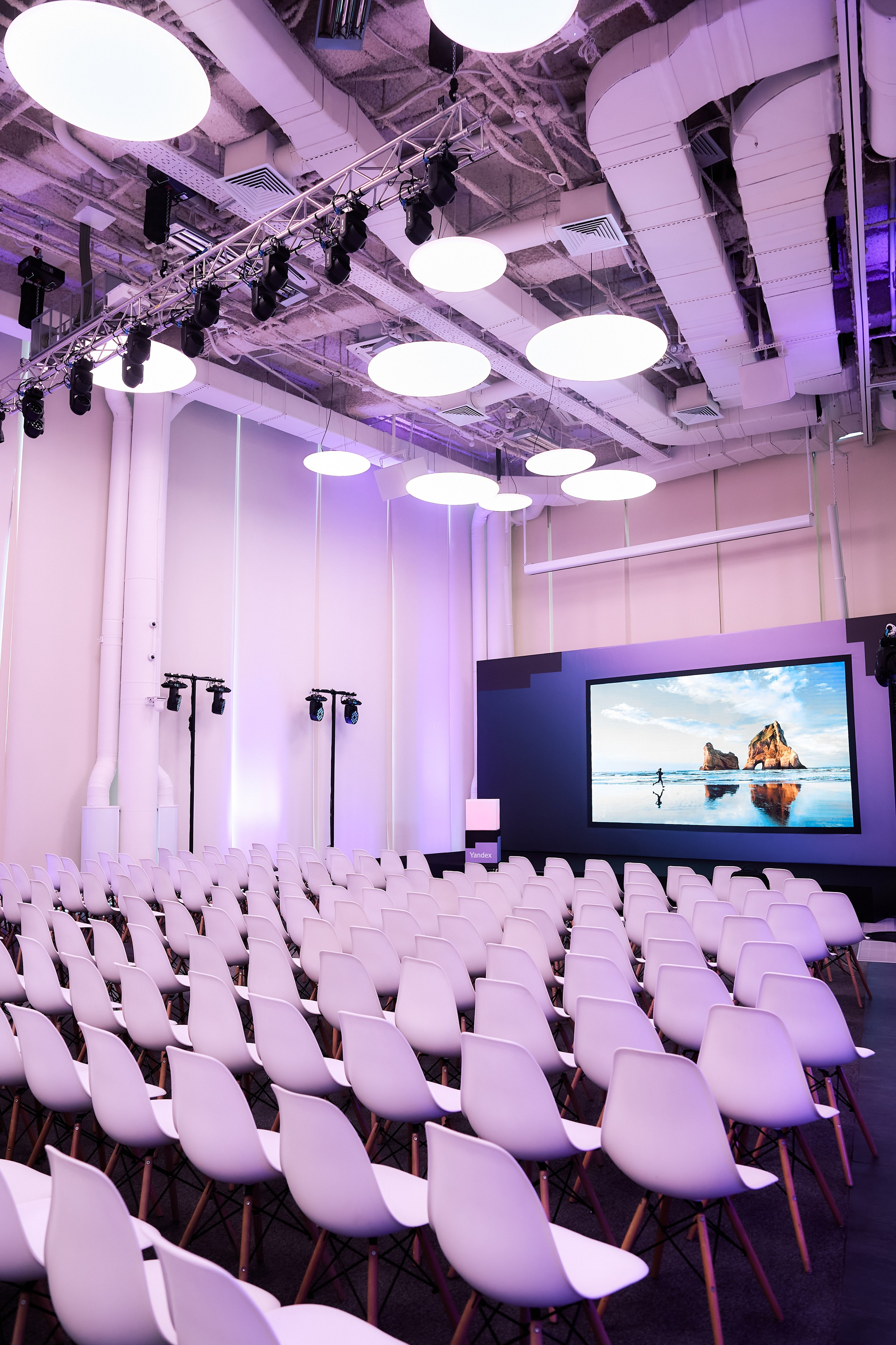 Interior Yandex Crowd. Максим Ерастов — Ивент-фотограф Москва