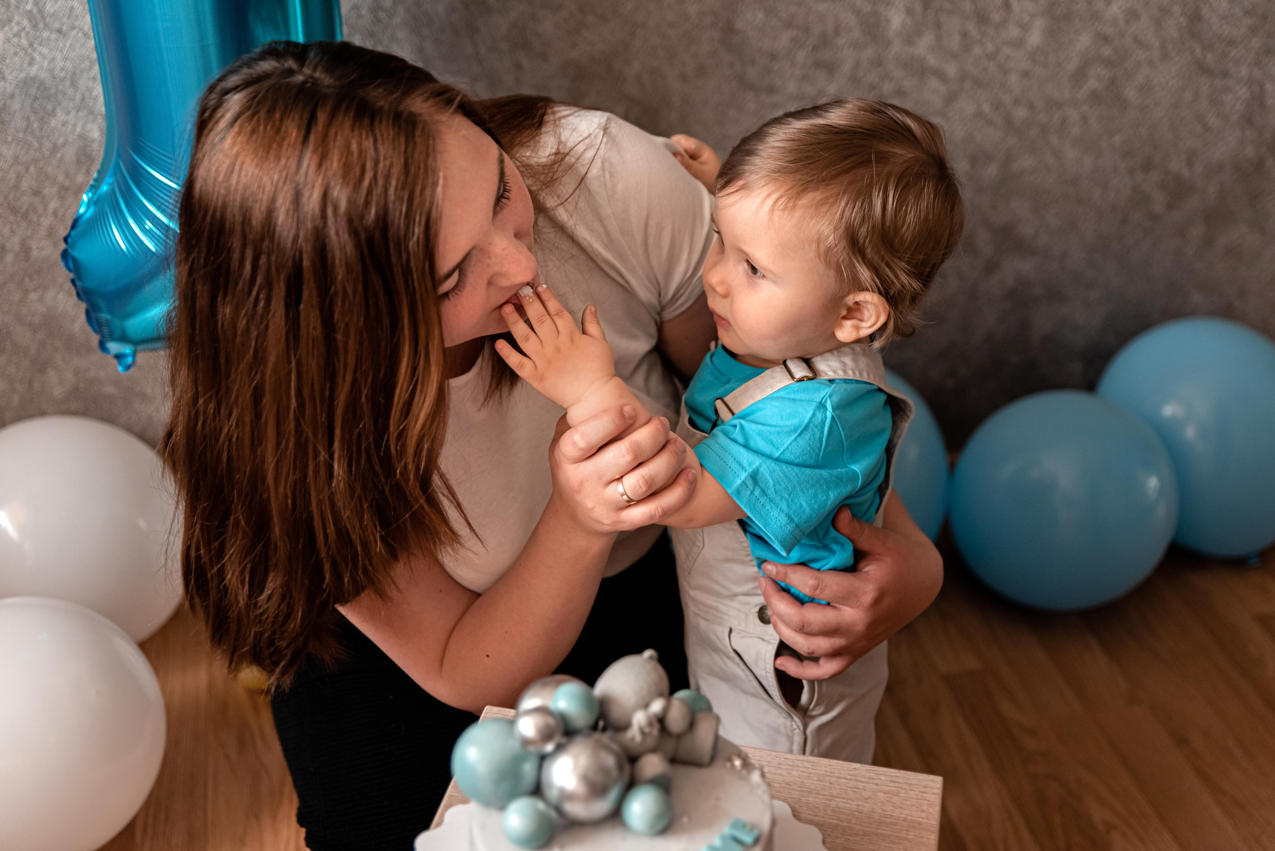 Годовасие (домашняя фотосессия Димочки). Семейный и детский фотограф в Туле Светлана Воронкова