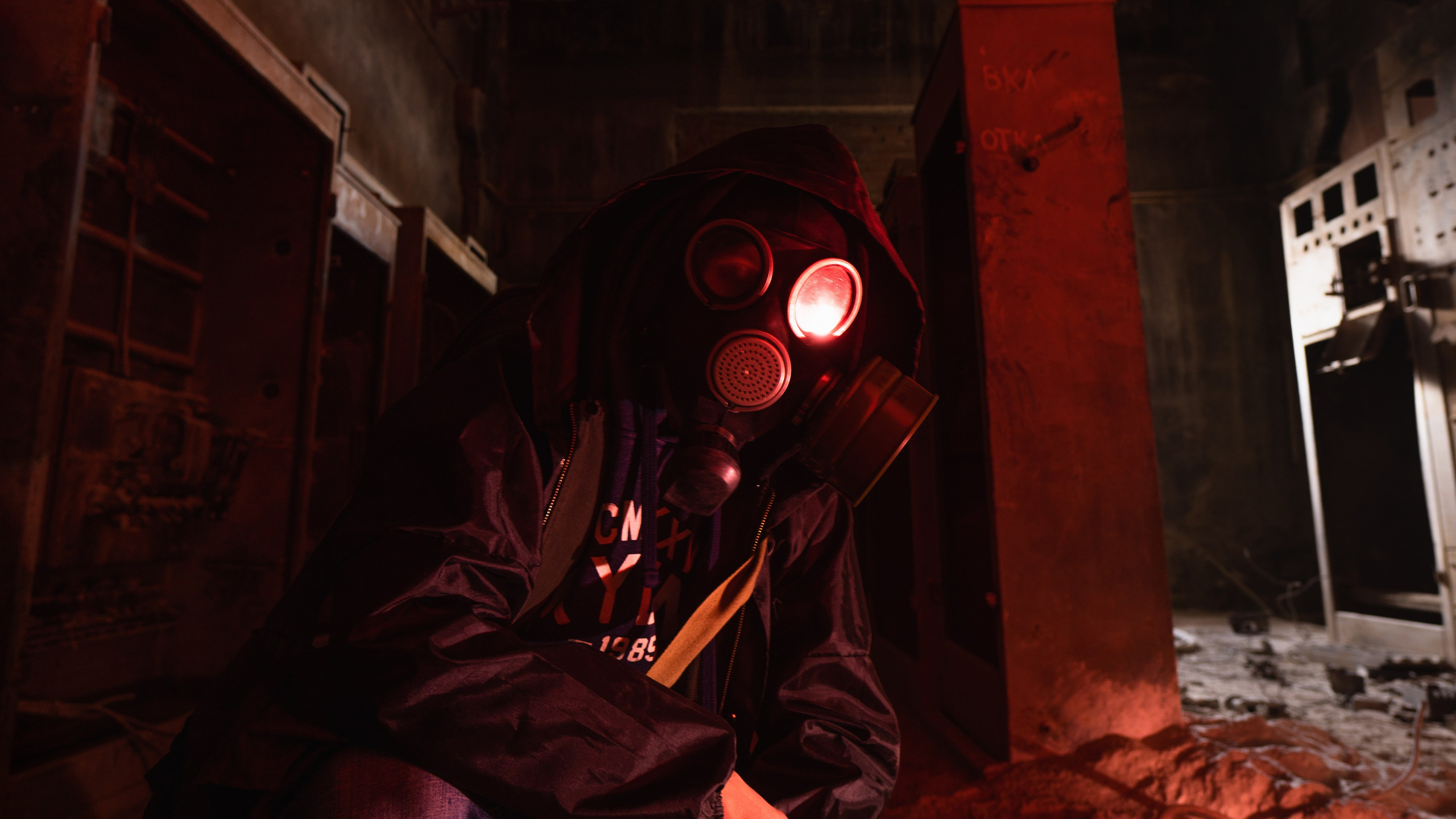 Портретная фотография на заброшенных локациях