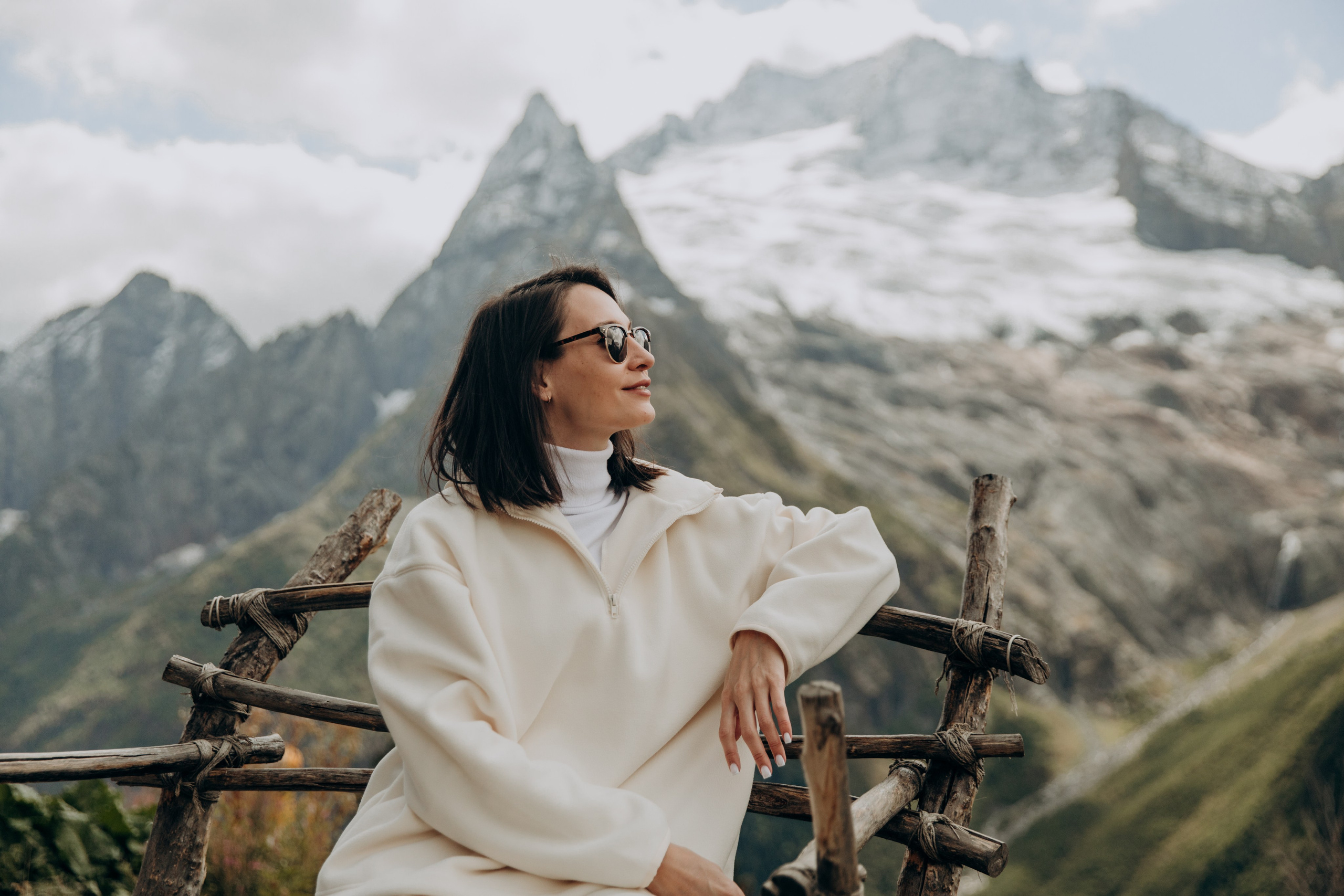 Юля с семьей, Домбай. Портфолио