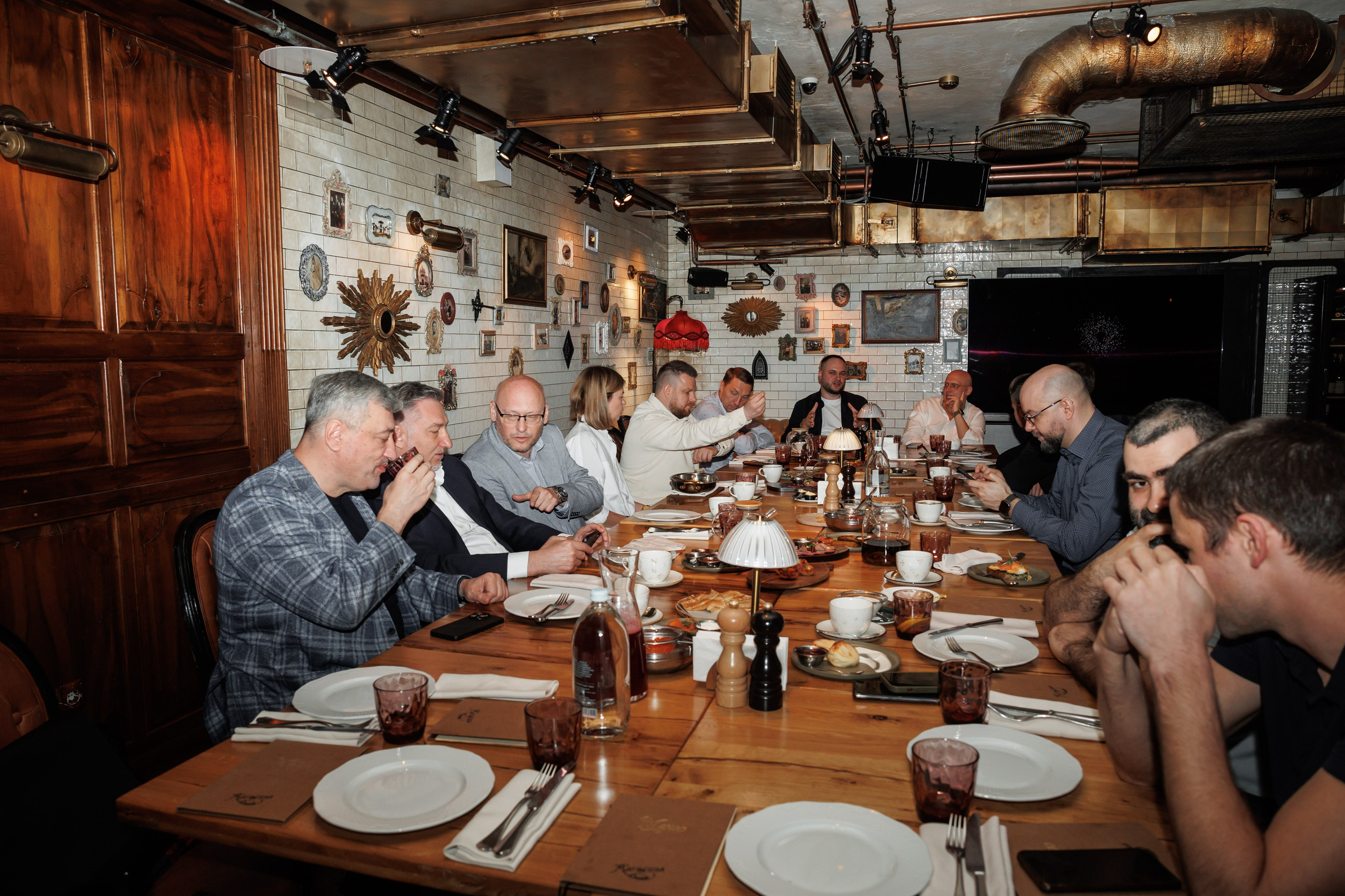 Деловой завтрак, ресторан «Матрешка». Свадебный и репортажный фотограф (Москва, Королев и другие)