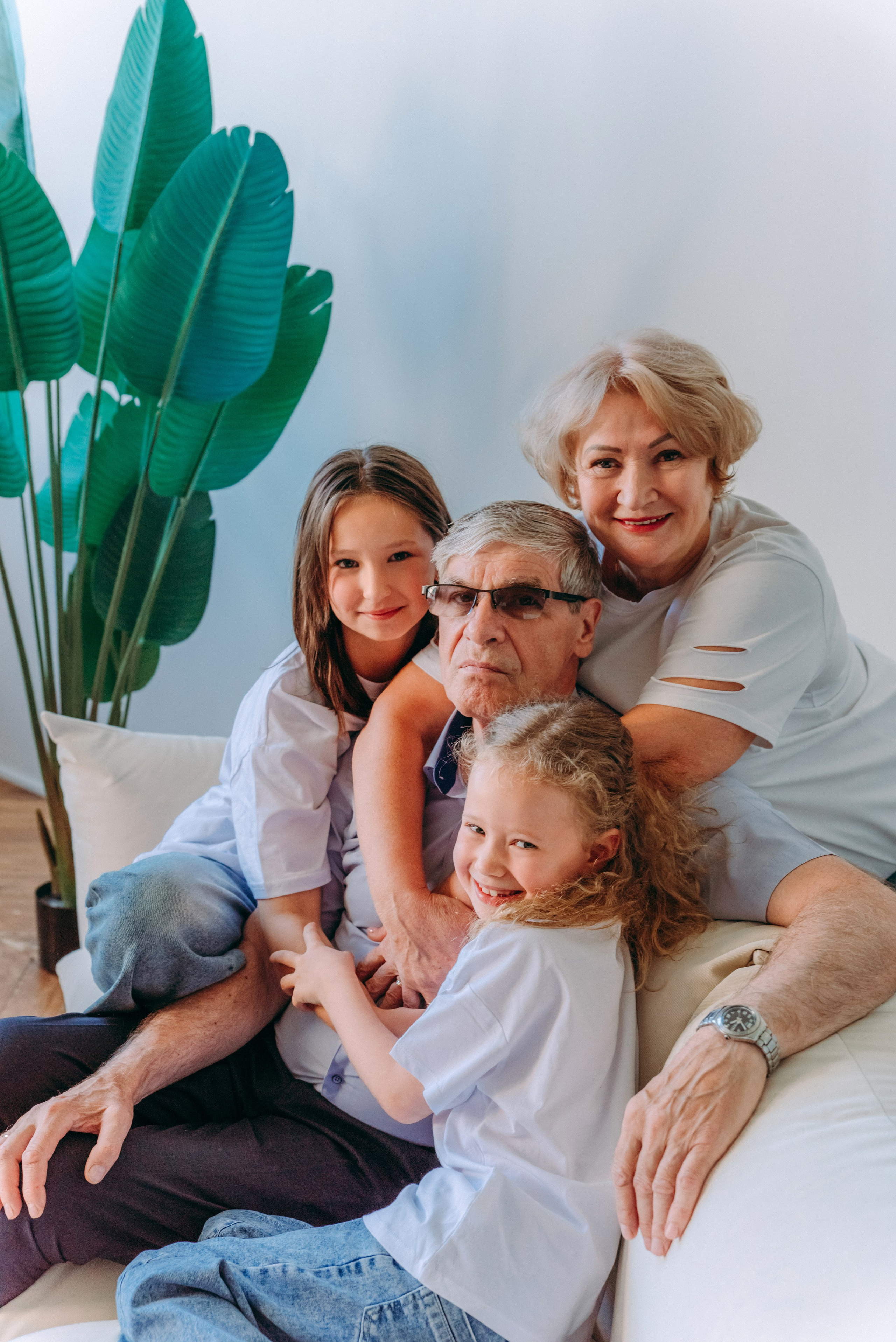 СВЕТЛАНА И ВНУЧКИ. Ольга Козлова фотограф Волгоград olkiny-fotki.ru