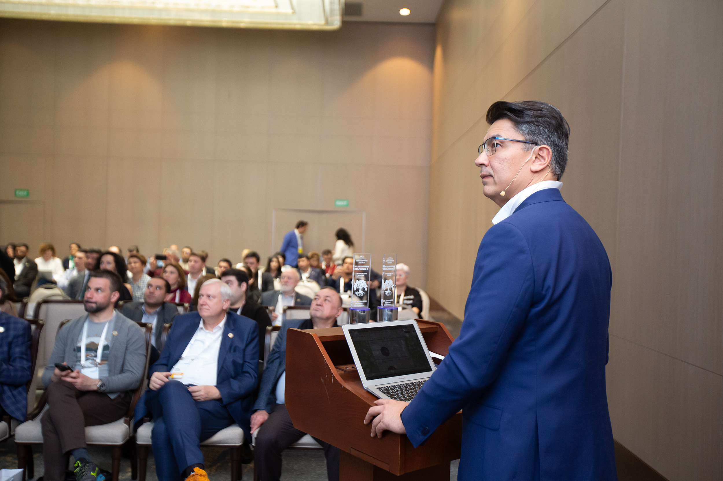 Международный форум. Евгений Матвеев — фотограф в Санкт-Петербурге