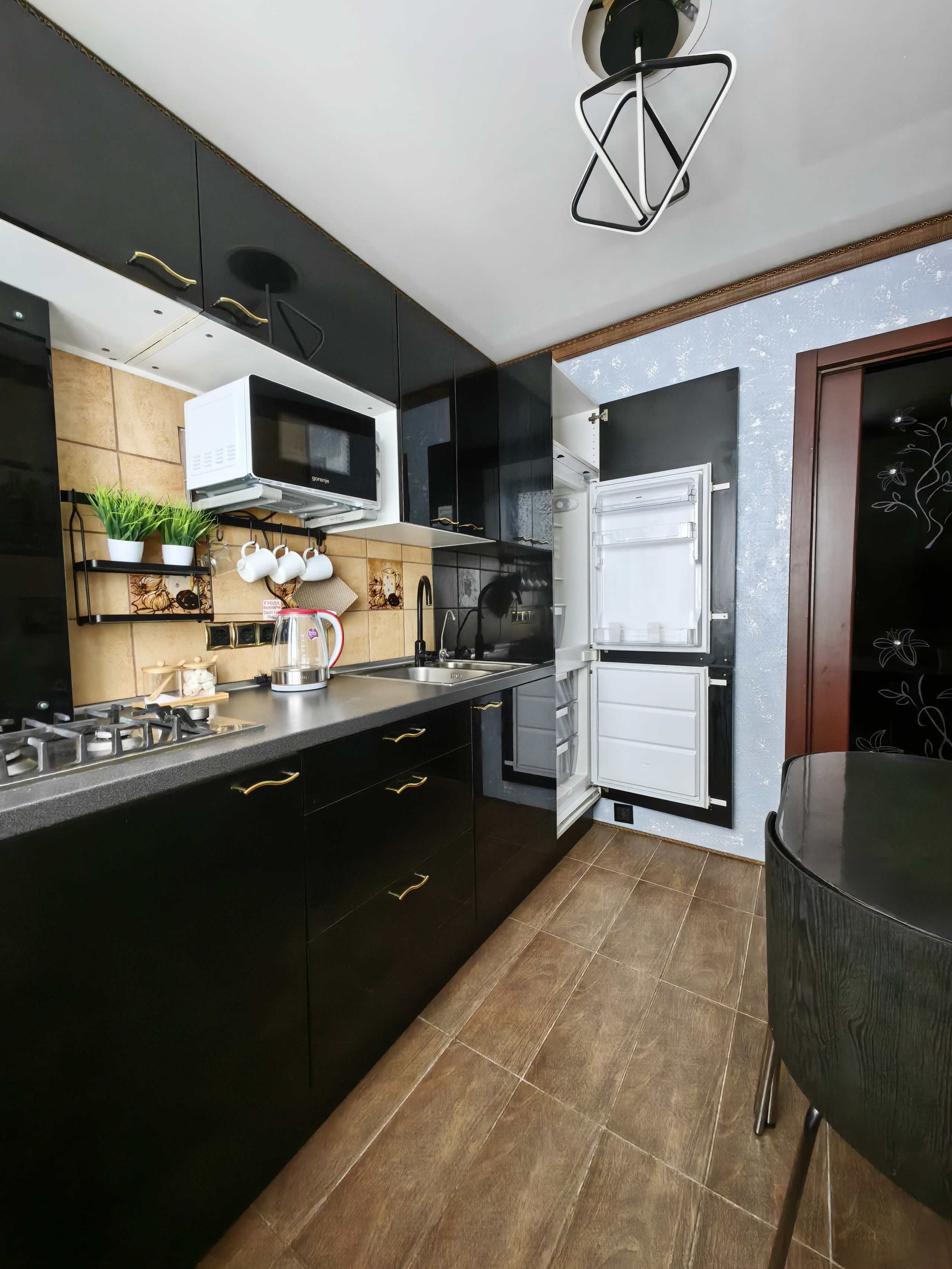 Съемка квартиры, интерьерная съёмка. Олейник Денис — предметный фотограф, фотограф для маркетплейсов в Казани