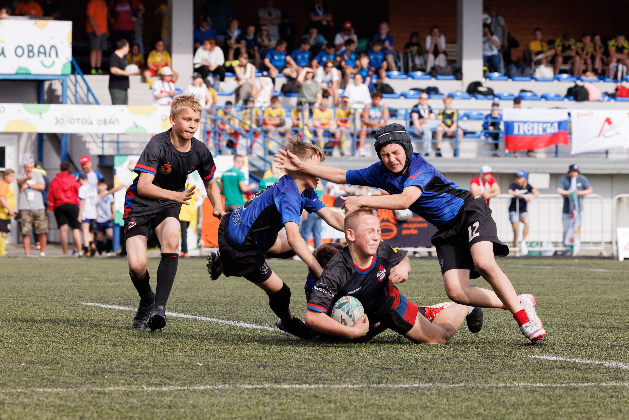 Золотой овал 2025. Спортивный фотограф Алексей Соломин