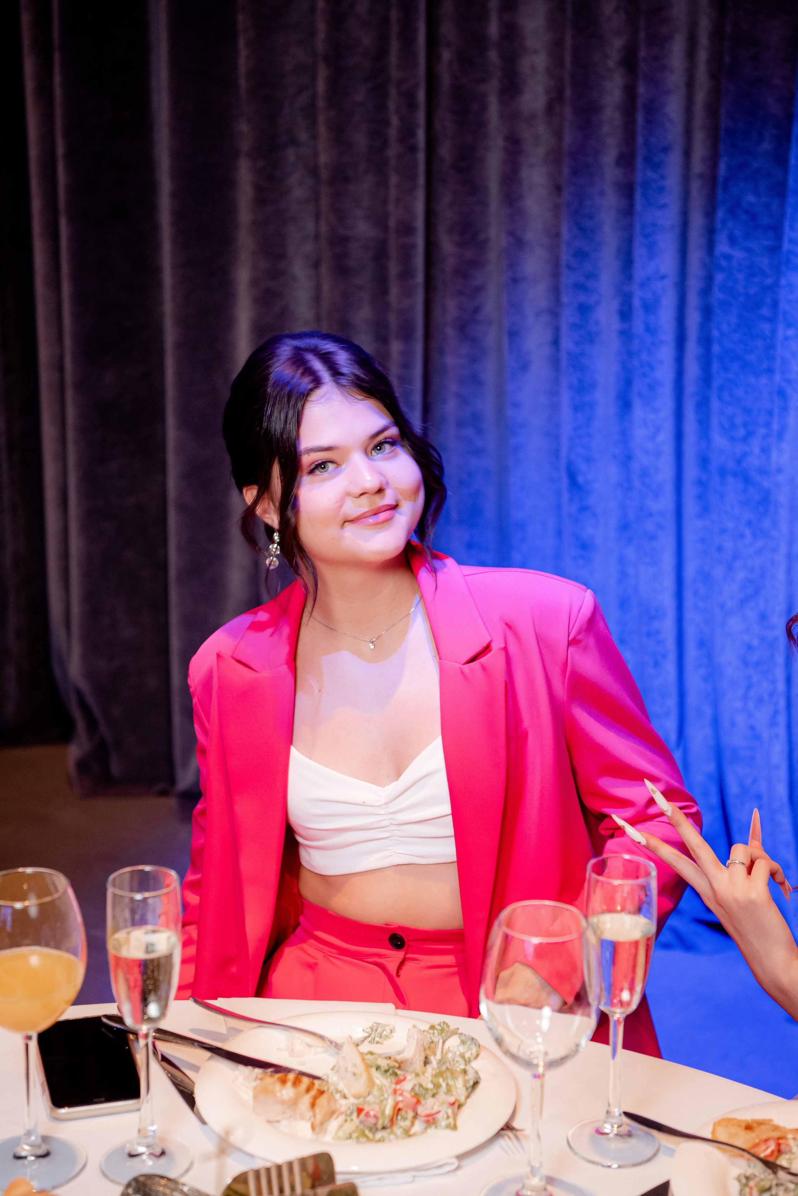 140 Школа. Вручение и Банкет. Сити Холл. Фотограф в Волгограде и Волжском Александр Горбань