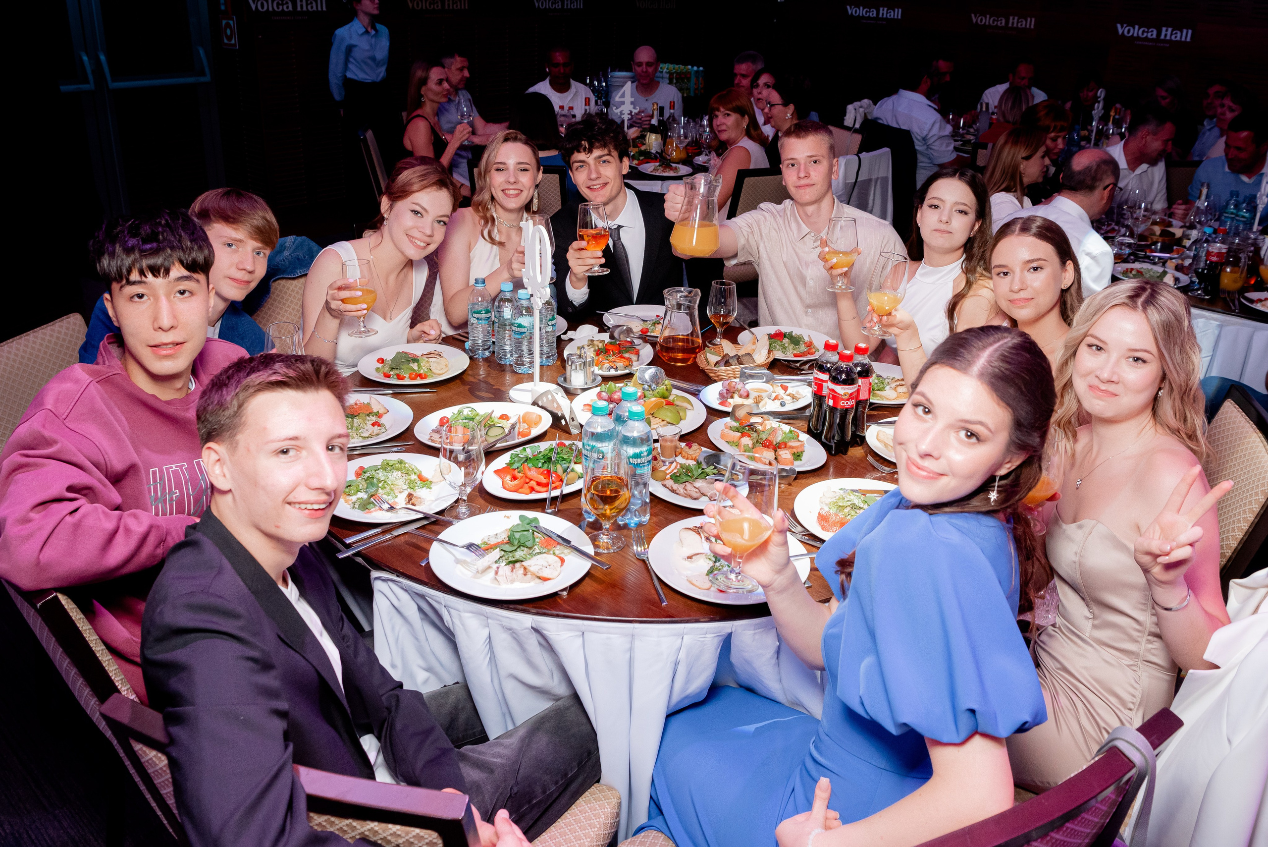 5 Лицей. Вручение и Банкет. Музкомедия и Сити Холл. Фотограф в Волгограде и Волжском Александр Горбань