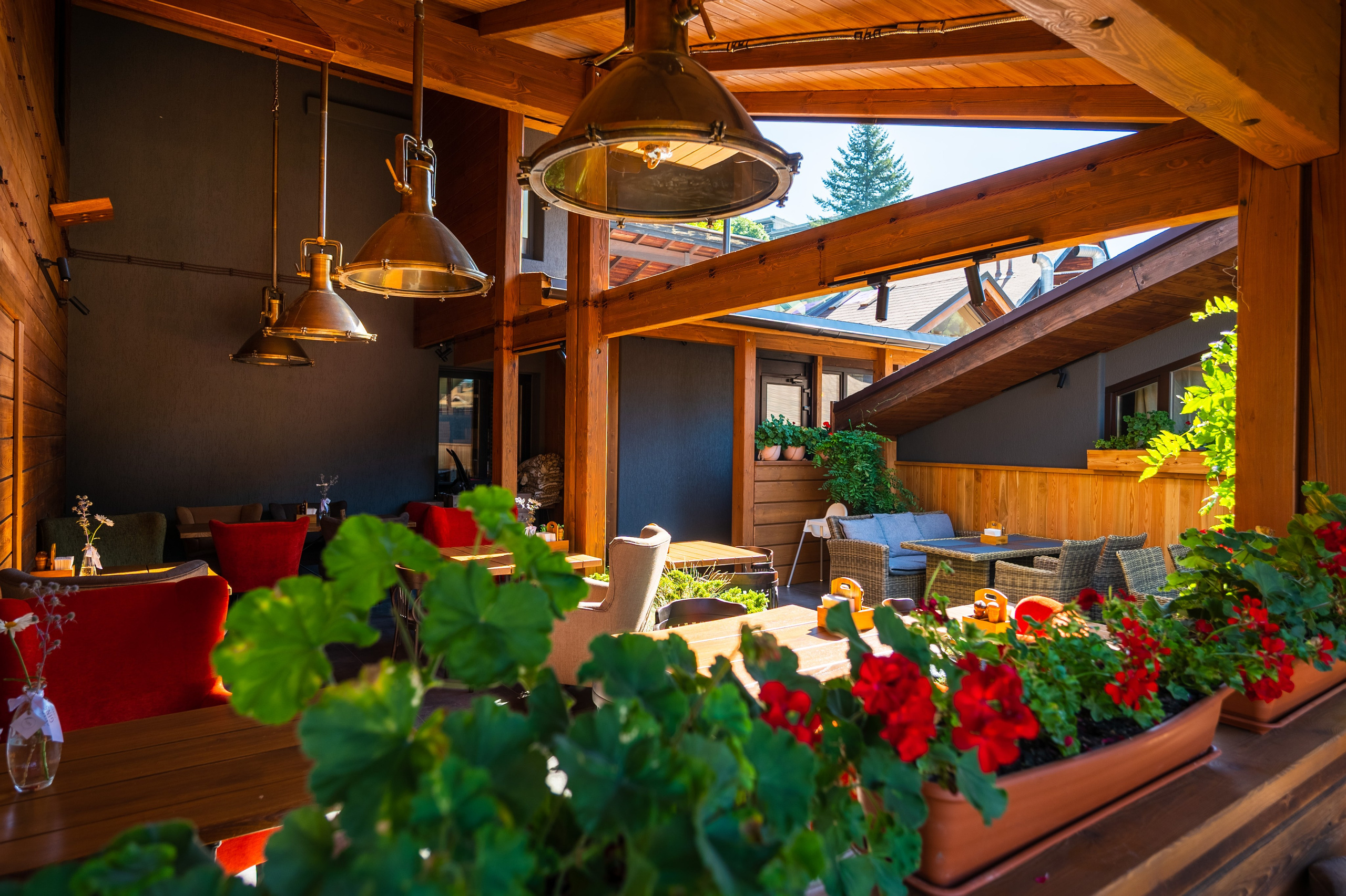 Ресторан «Трикони» в Красной Поляне. Репортажный фотограф в Красной Поляне и Сочи Павлюченко Екатерина