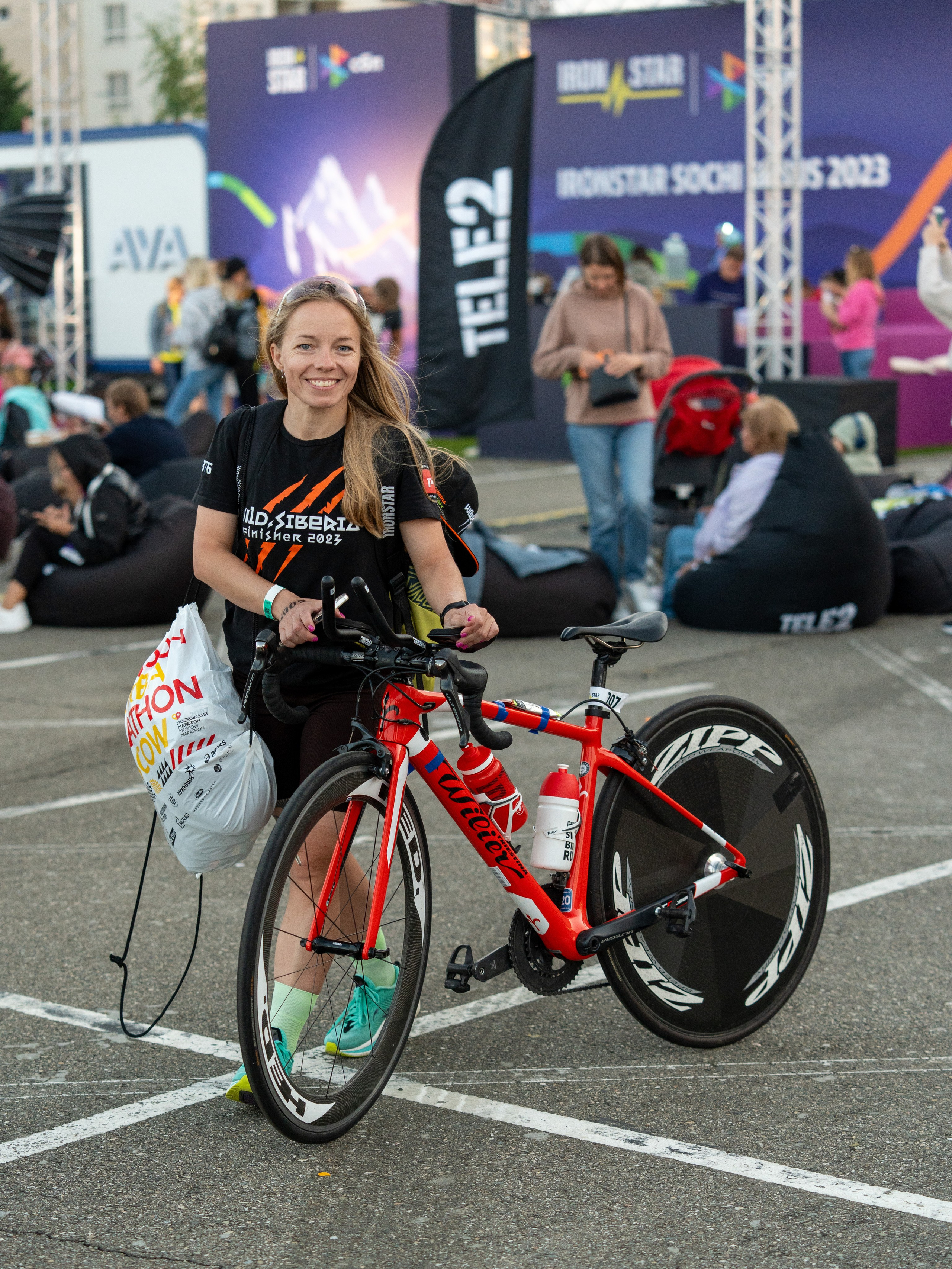 Фотоотчет партнерской интеграции для компании TELE2 на фестивале Ironstar. Репортажный фотограф в Красной Поляне и Сочи Павлюченко Екатерина