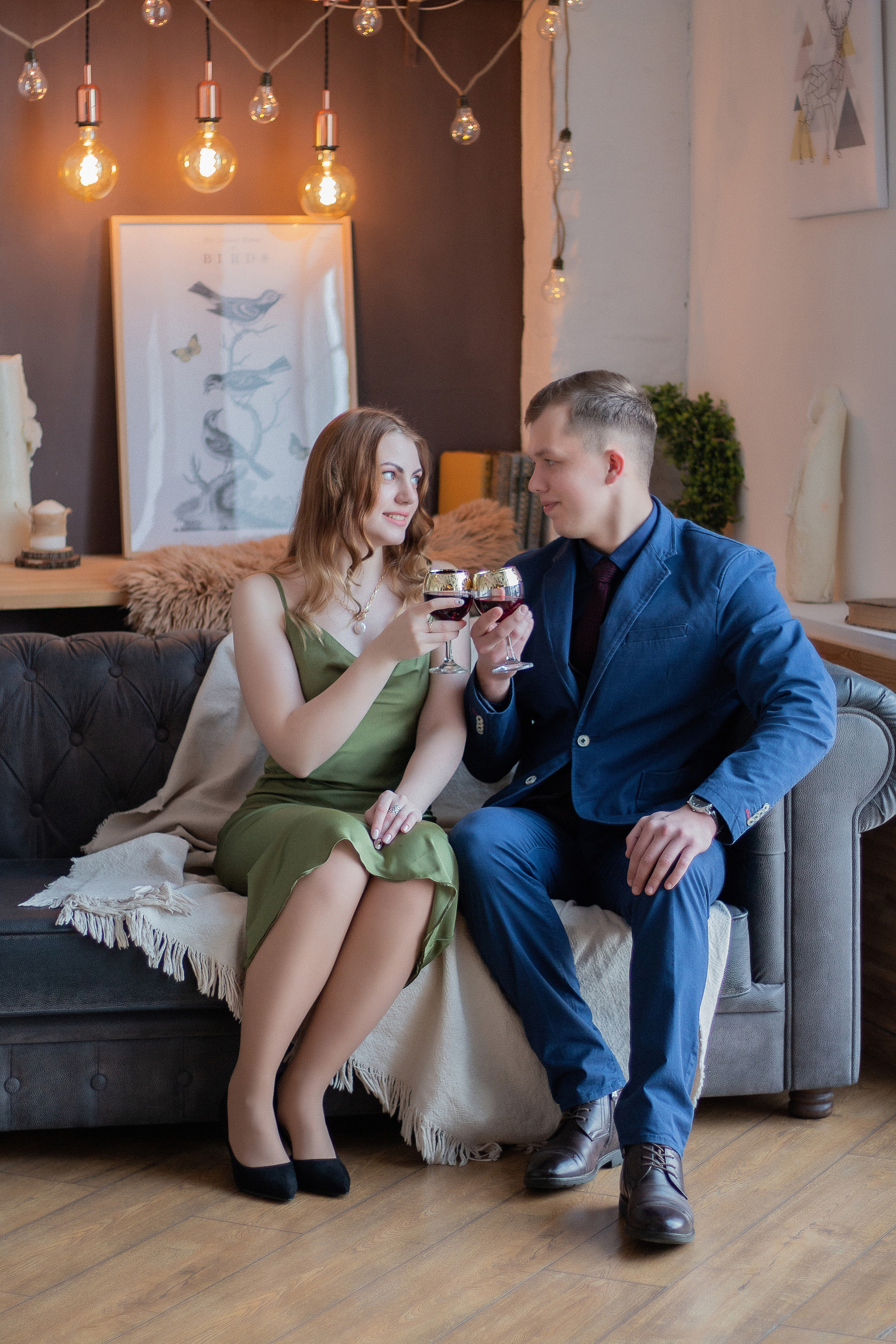 Фотосессия Love-story в студии по доступным цена Новосибирск. Семейный и свадебный фотограф Новосибирск