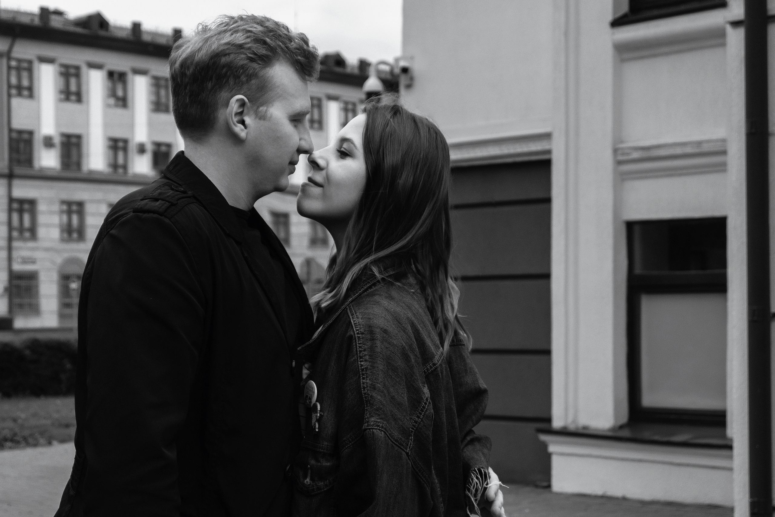 Прогулочная love story Новосибирск. Семейный и свадебный фотограф Новосибирск