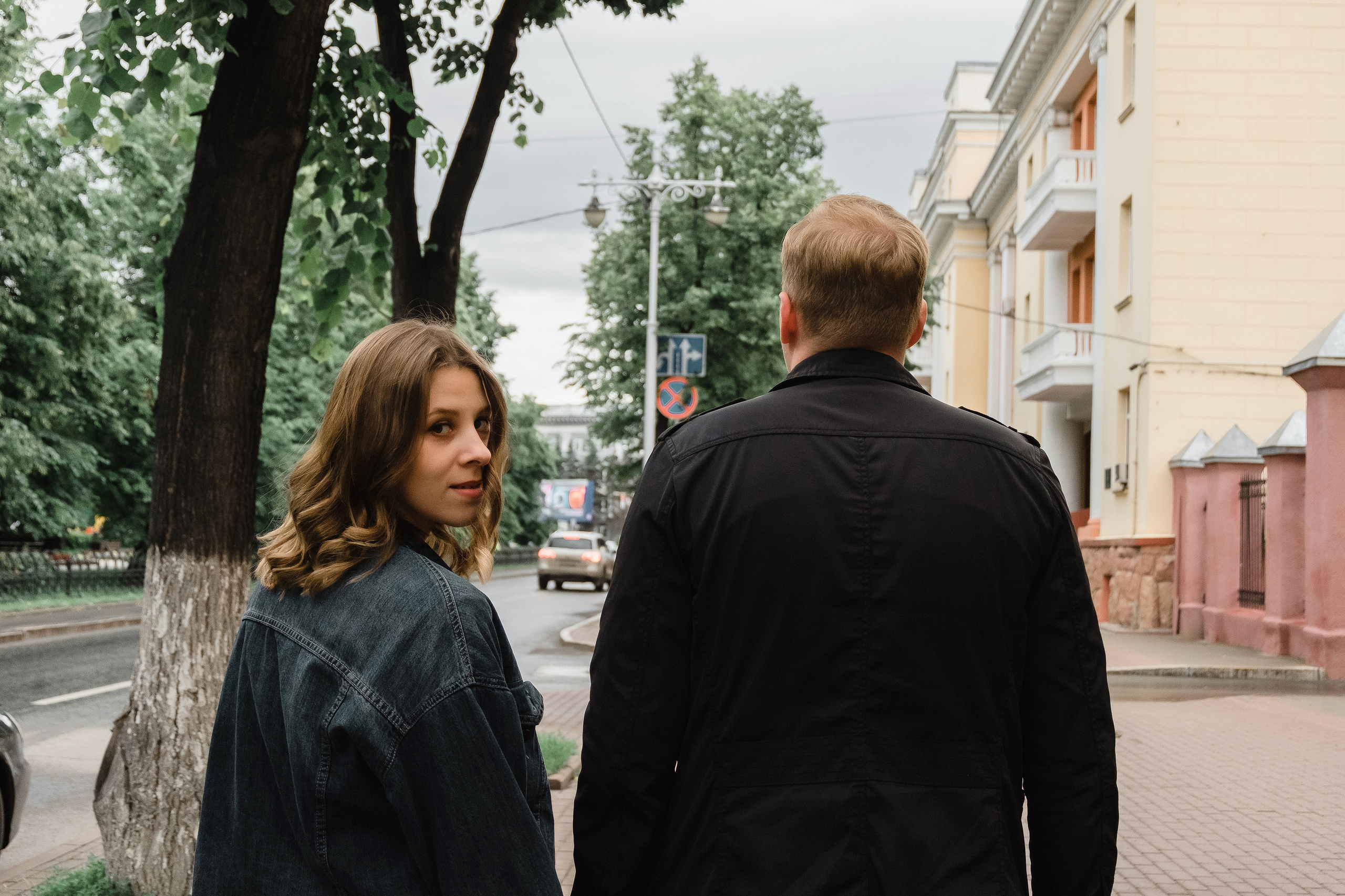 Прогулочная love story Новосибирск. Семейный и свадебный фотограф Новосибирск