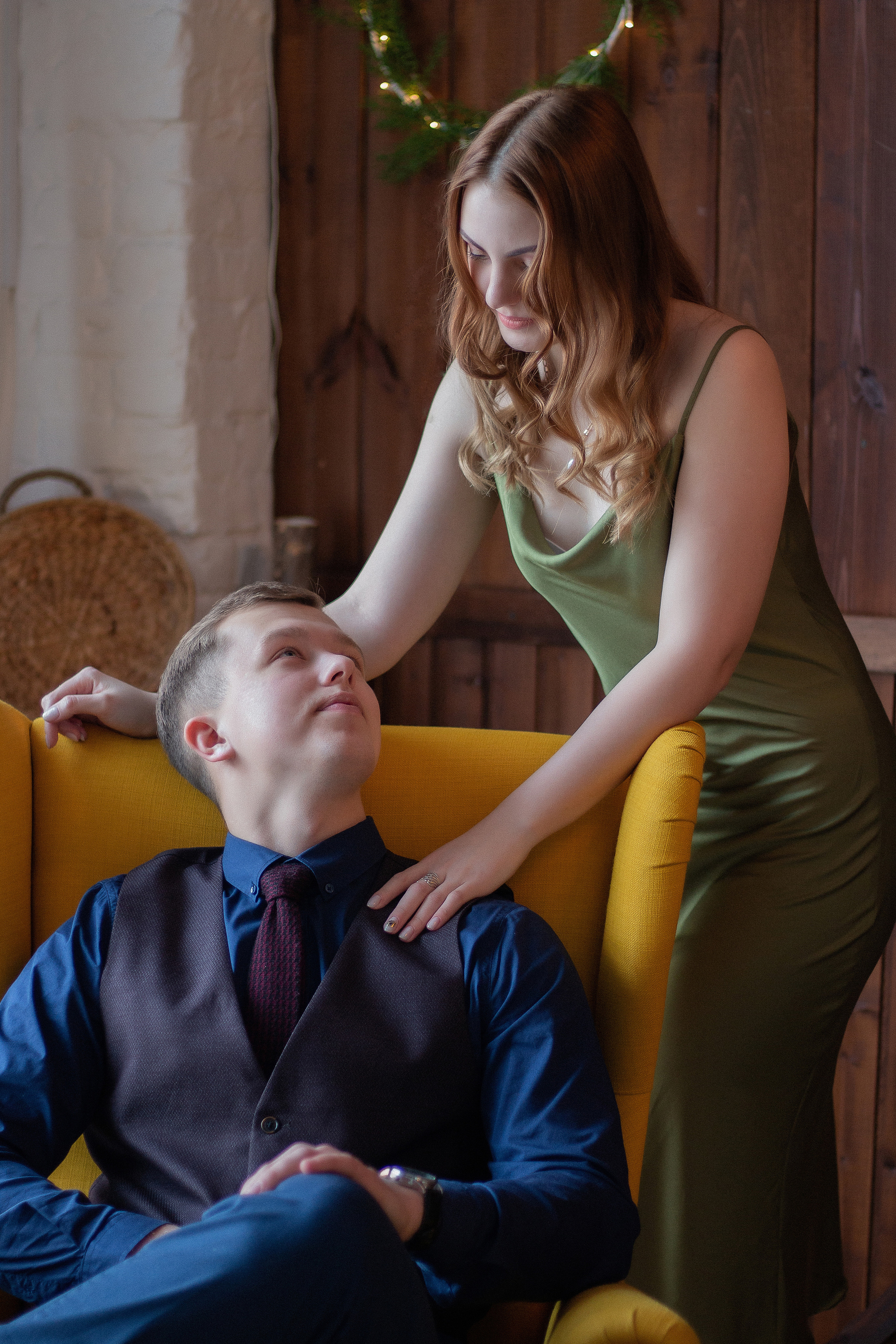 Фотосессия Love-story в студии по доступным цена Новосибирск. Семейный и свадебный фотограф Новосибирск