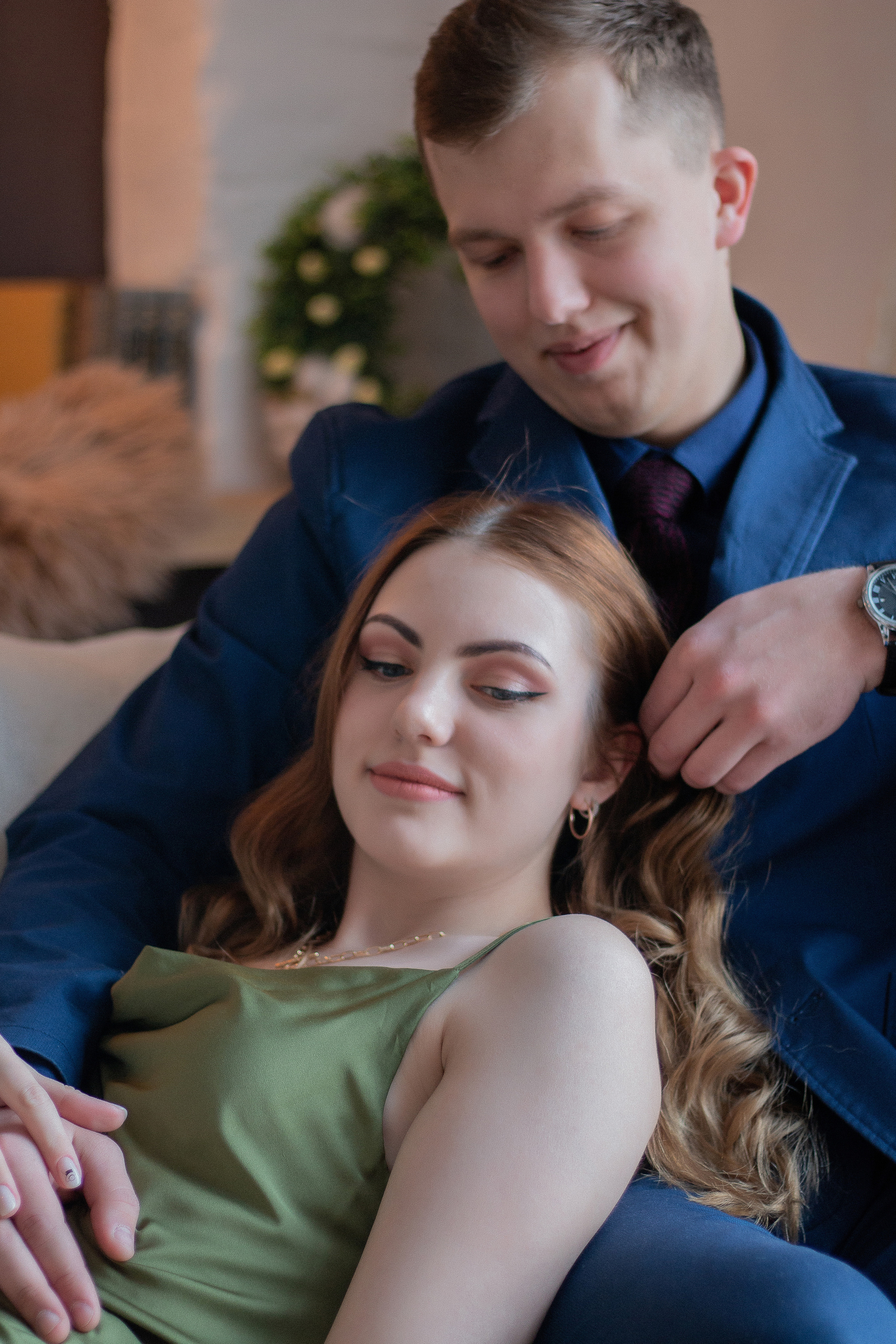 Фотосессия Love-story в студии по доступным цена Новосибирск. Семейный и свадебный фотограф Новосибирск