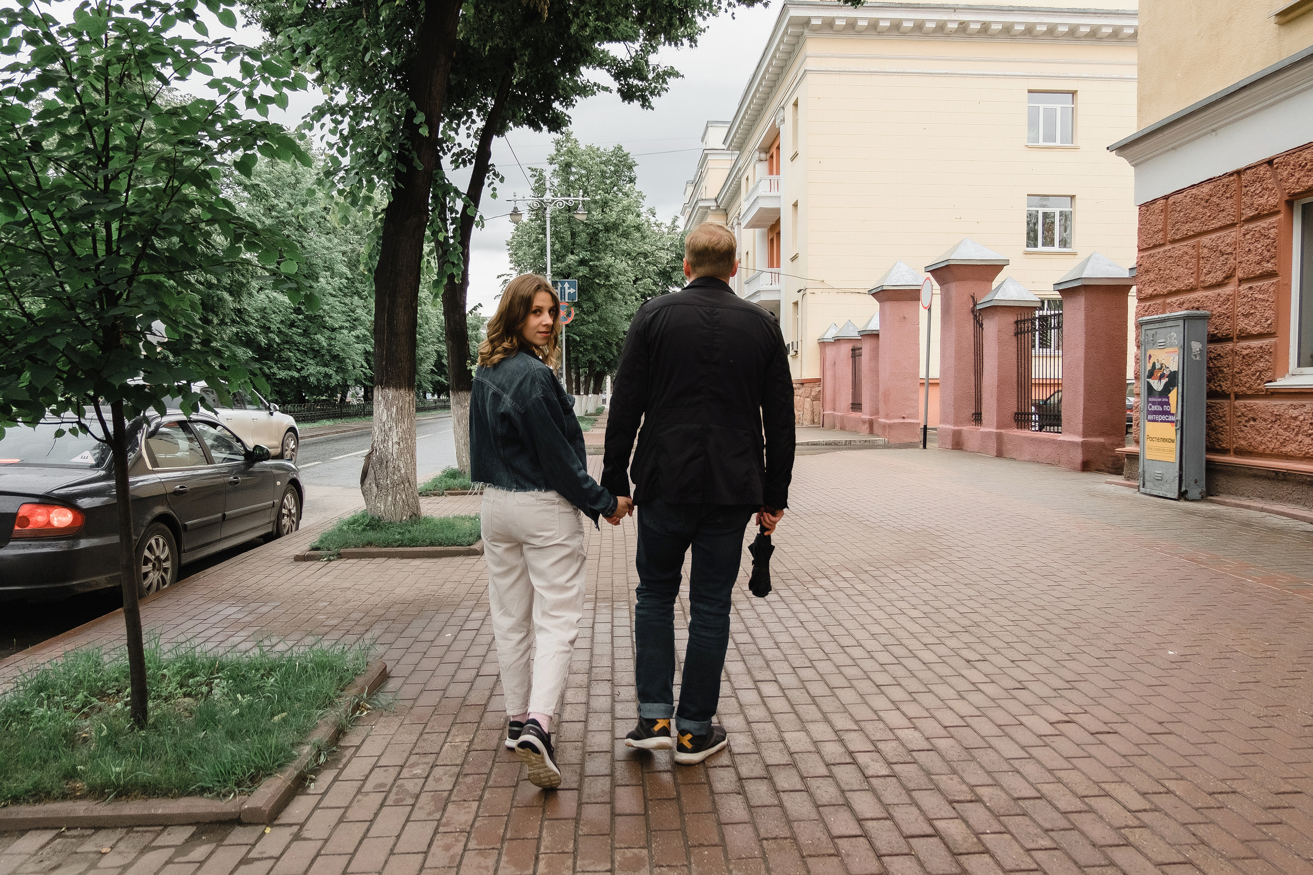 Прогулочная love story Новосибирск. Семейный и свадебный фотограф Новосибирск