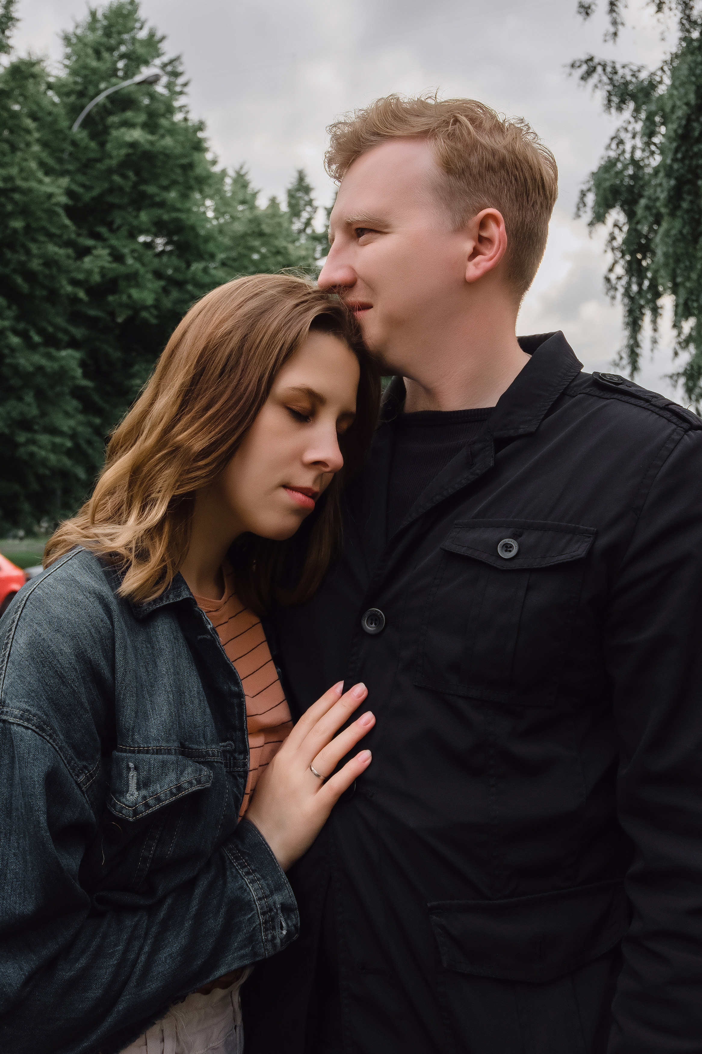 Прогулочная love story Новосибирск. Семейный и свадебный фотограф Новосибирск