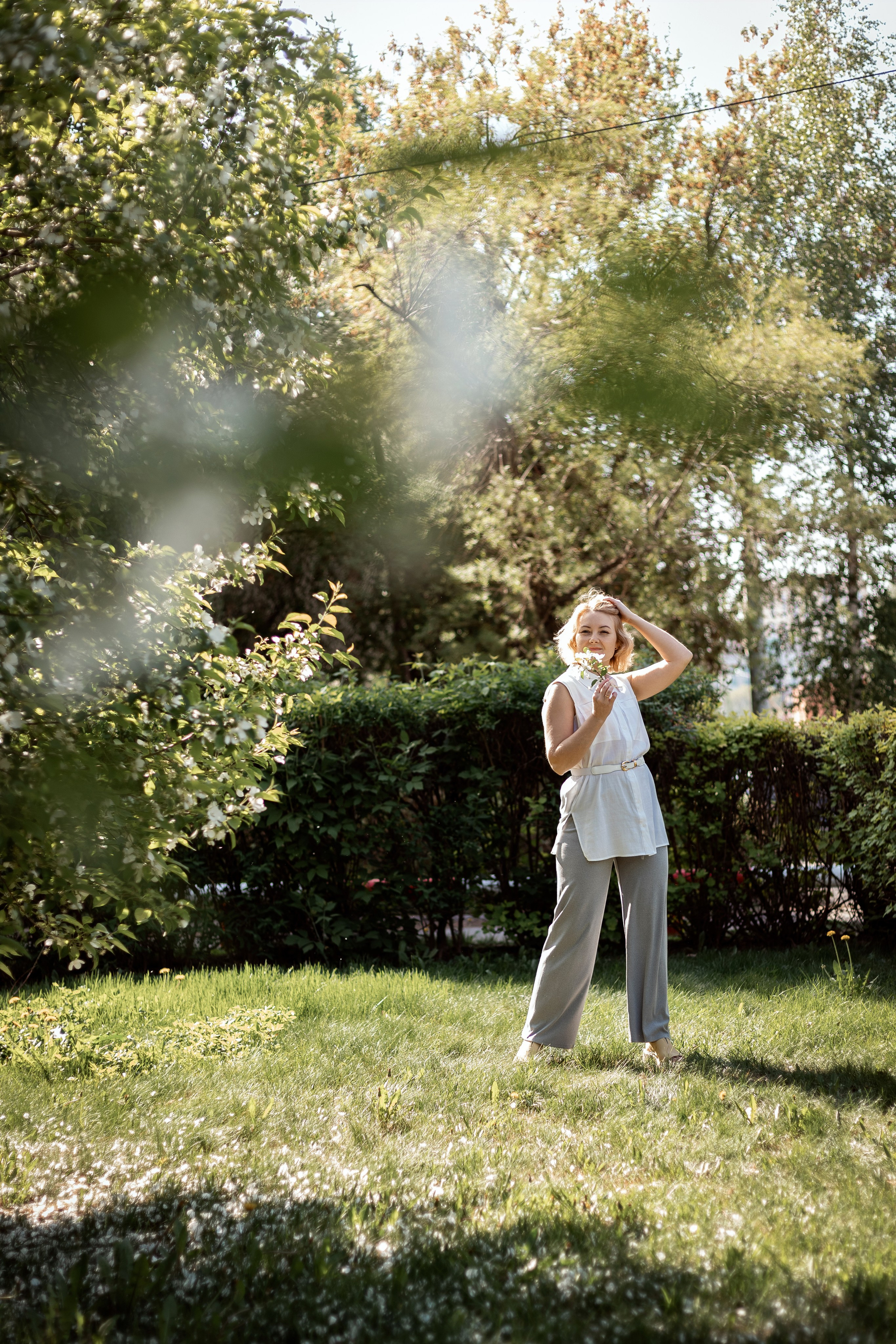 Цветение яблони 2023. Фотограф Пермь. Свадьбы. Семья и дети, школа, д. сад. Фотокниги