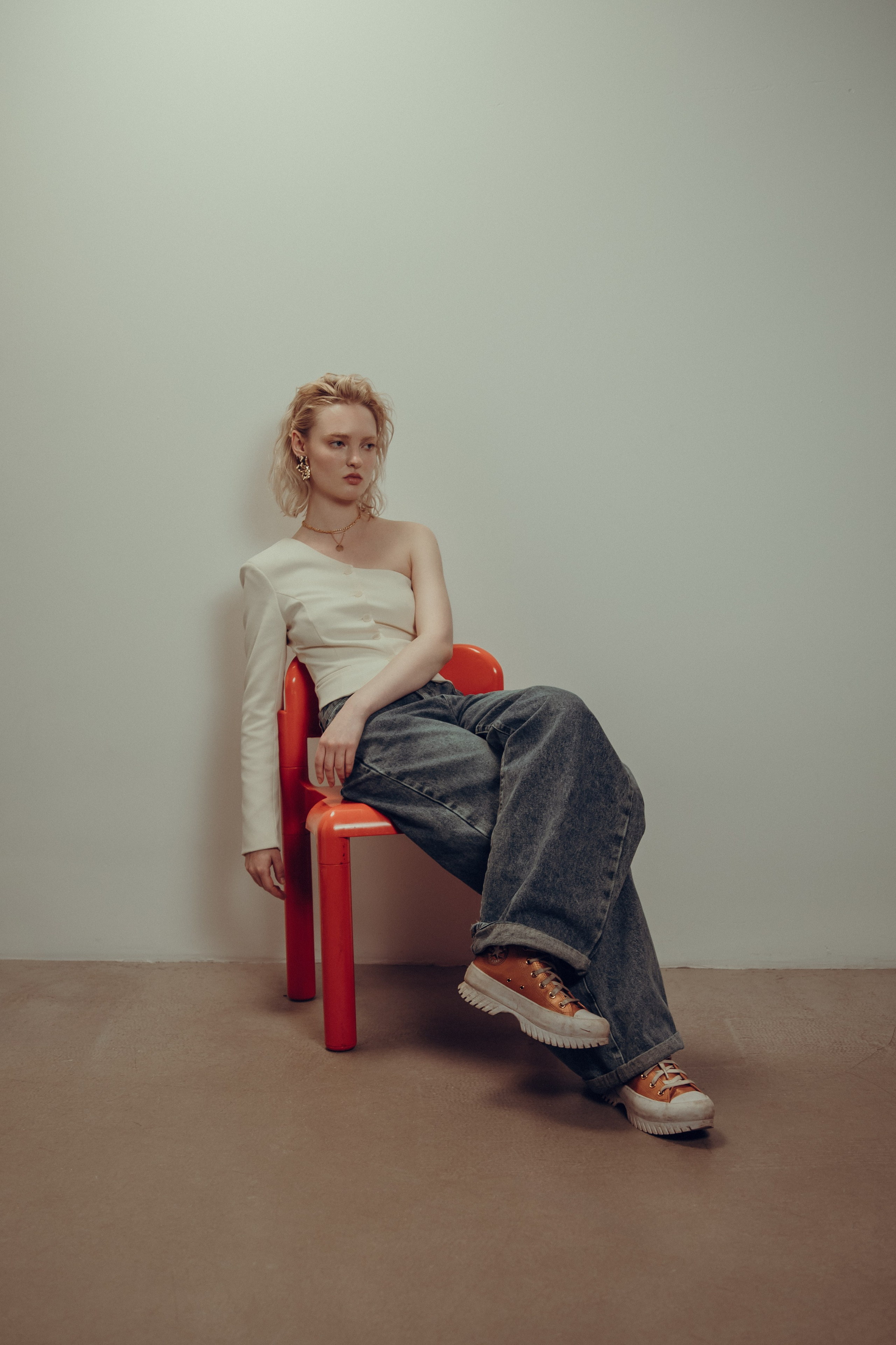 Съемки в студии. Индивидуальные, семейные, студийные съемки в Серпухове и за пределами