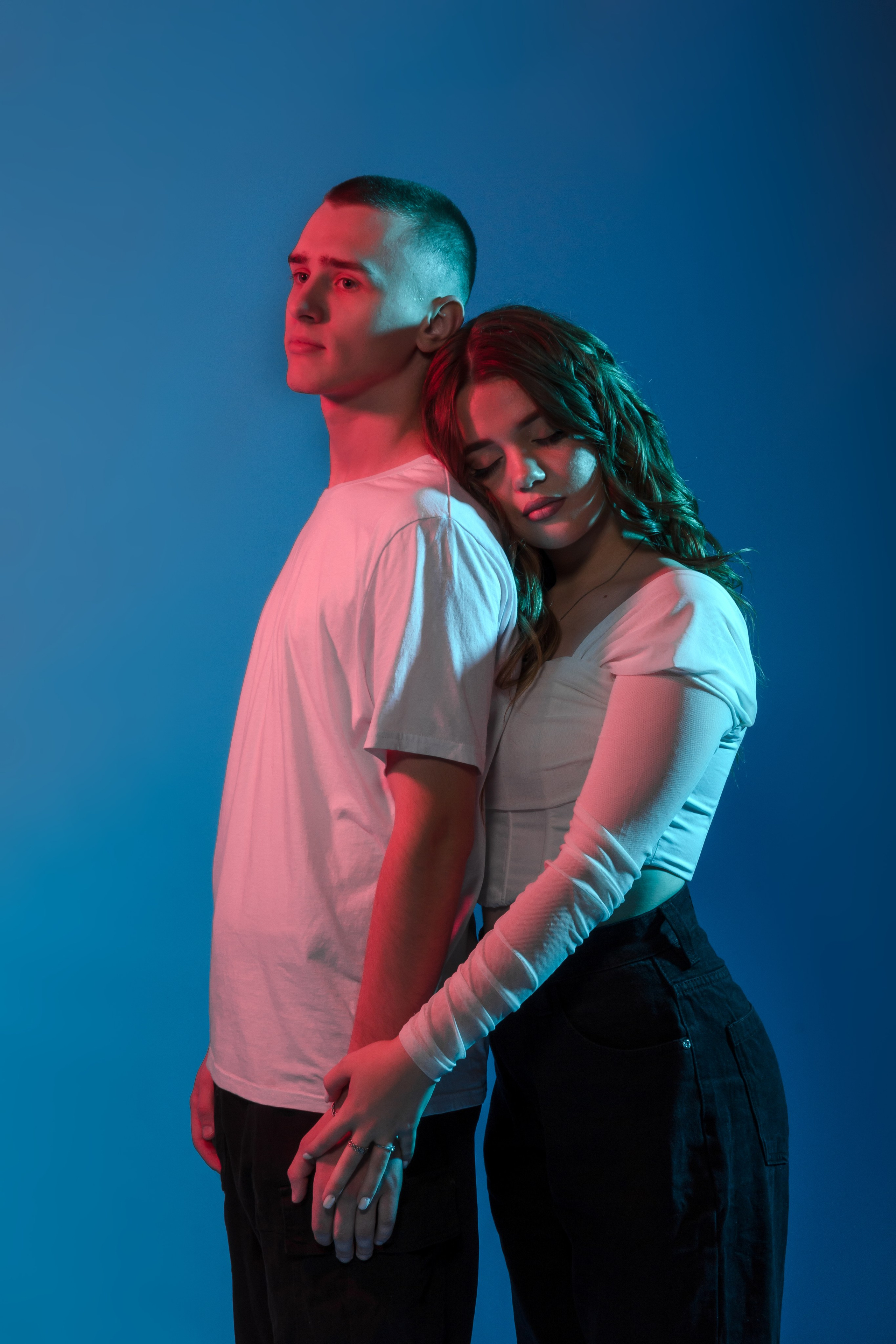 Съемки в студии. Индивидуальные, семейные, студийные съемки в Серпухове и за пределами