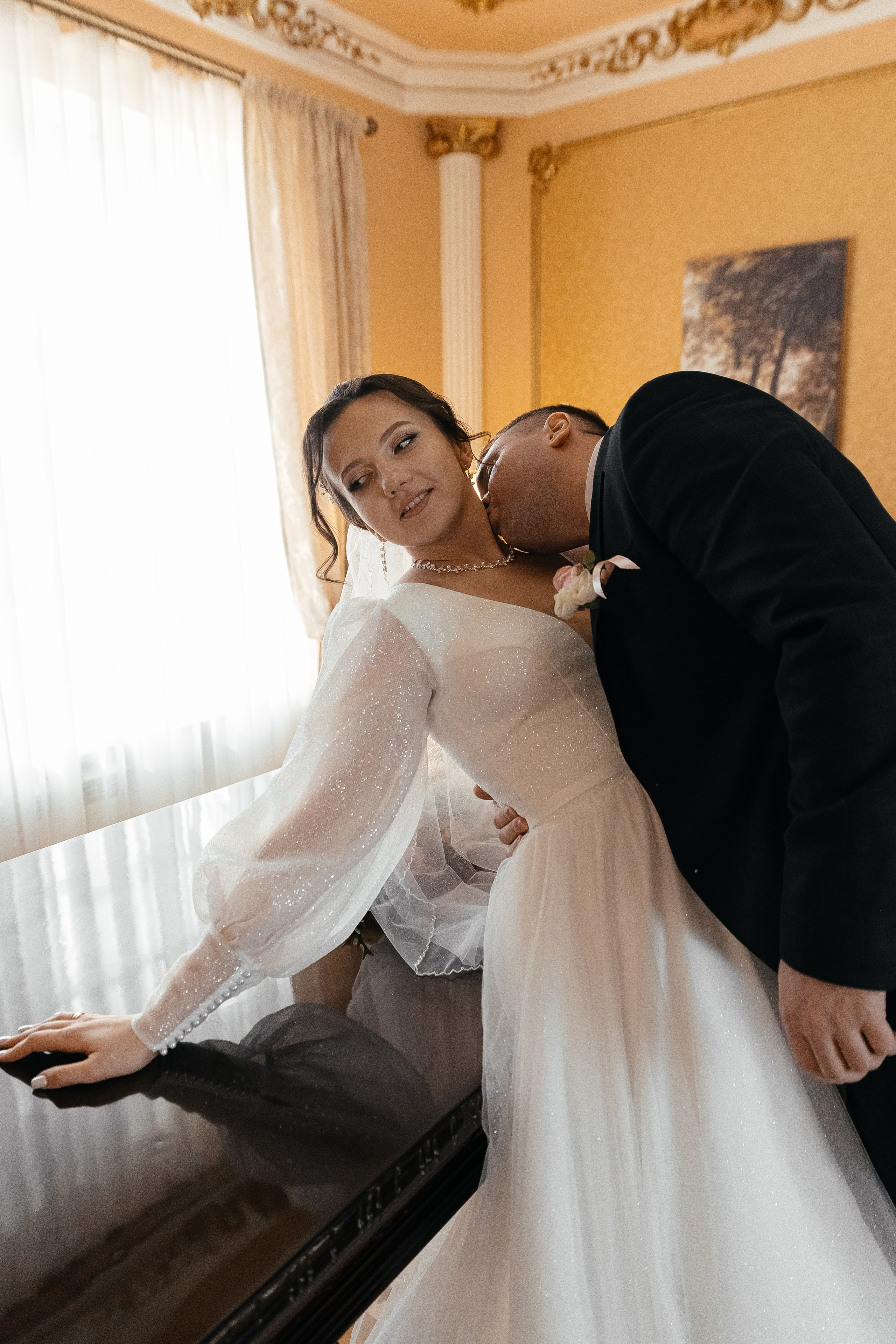 Кирилл и Эльвира. Главная