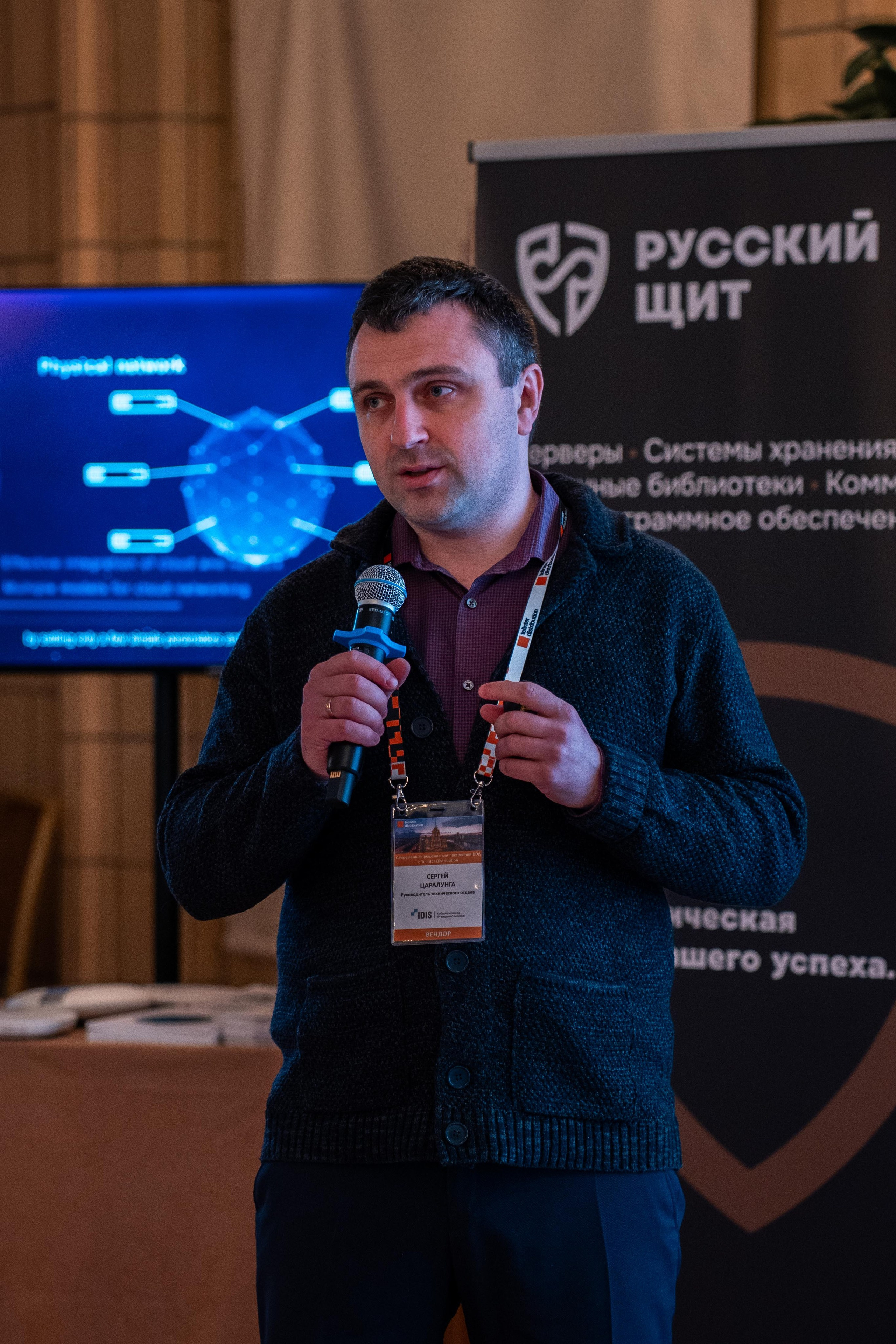 Telinter 15.04.2026. Коммерческий и художественный фотограф и видеограф в Москве Арсений Тургенев