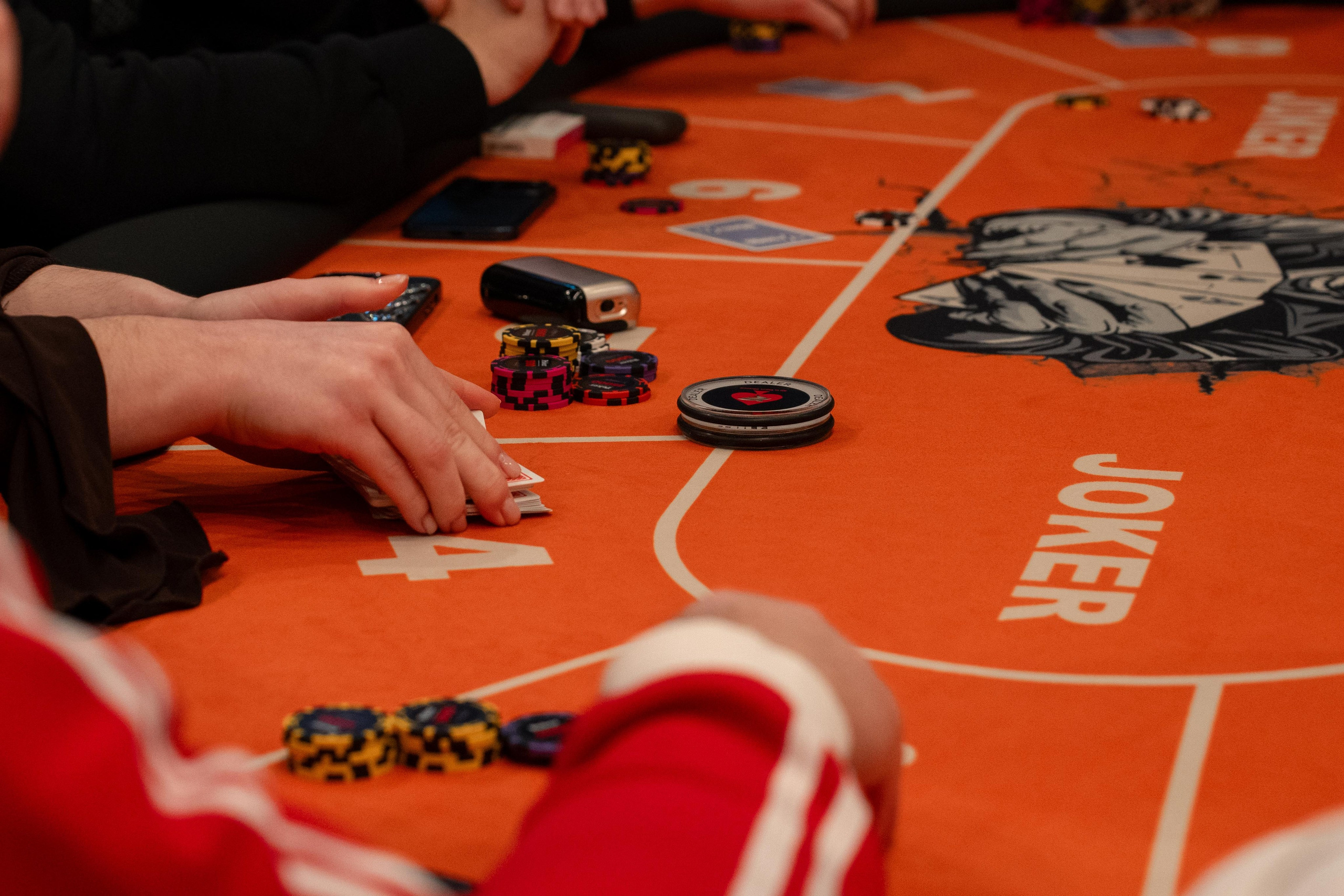 Joker Poker Club 01.03.2026. Коммерческий и художественный фотограф и видеограф в Москве Арсений Тургенев