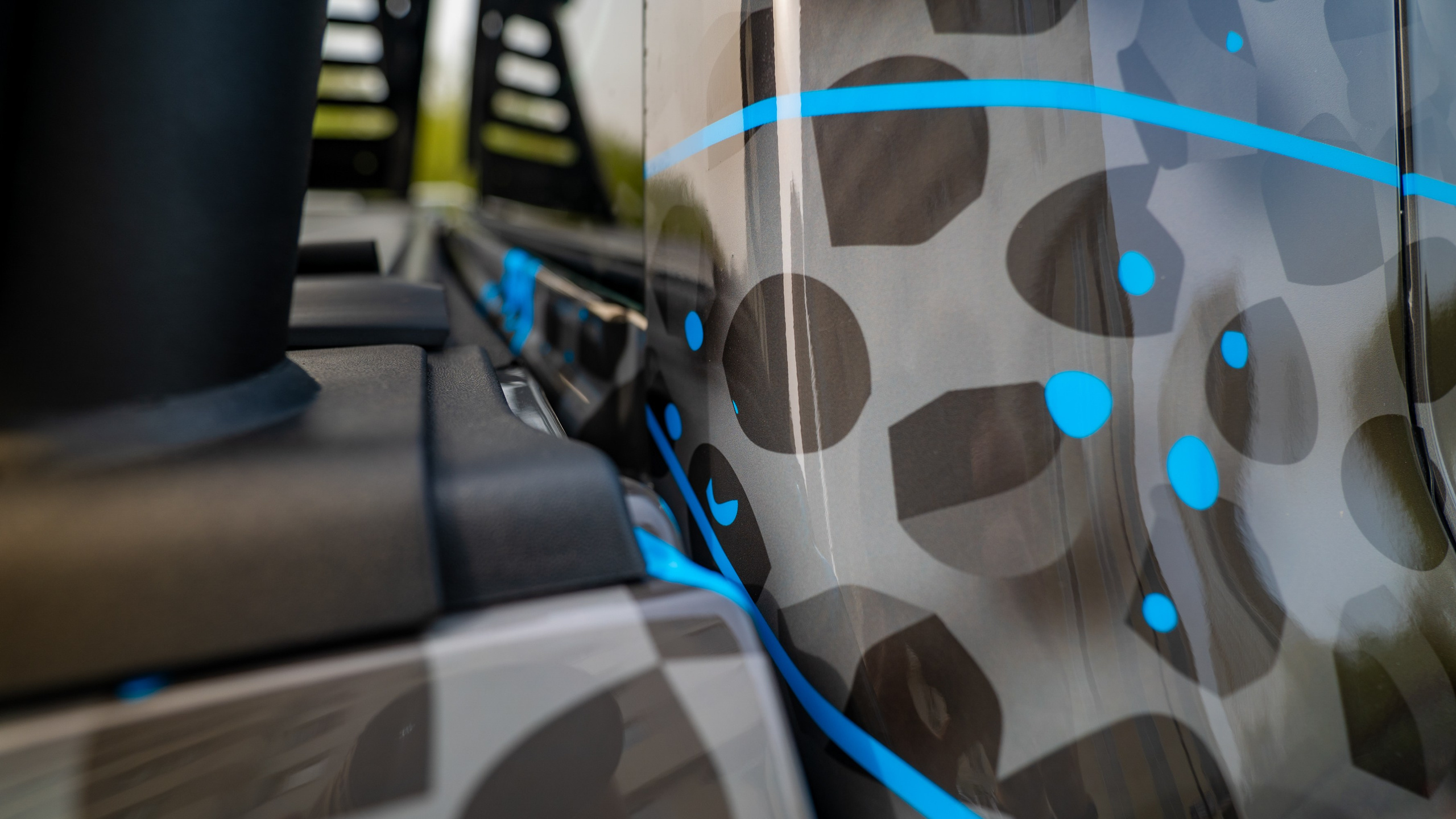 Винилография на RAM TRX. Студия дизайна и оклейки авто Barmaley Design