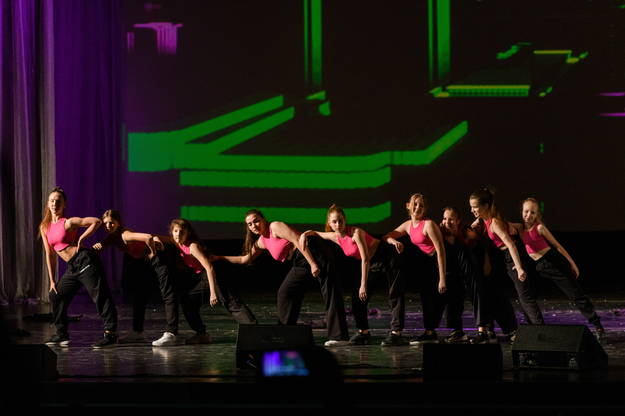 23 апреля, часть 2, БКЗ Октябрьский, г. Санкт-Петербург. Золотое яблочко