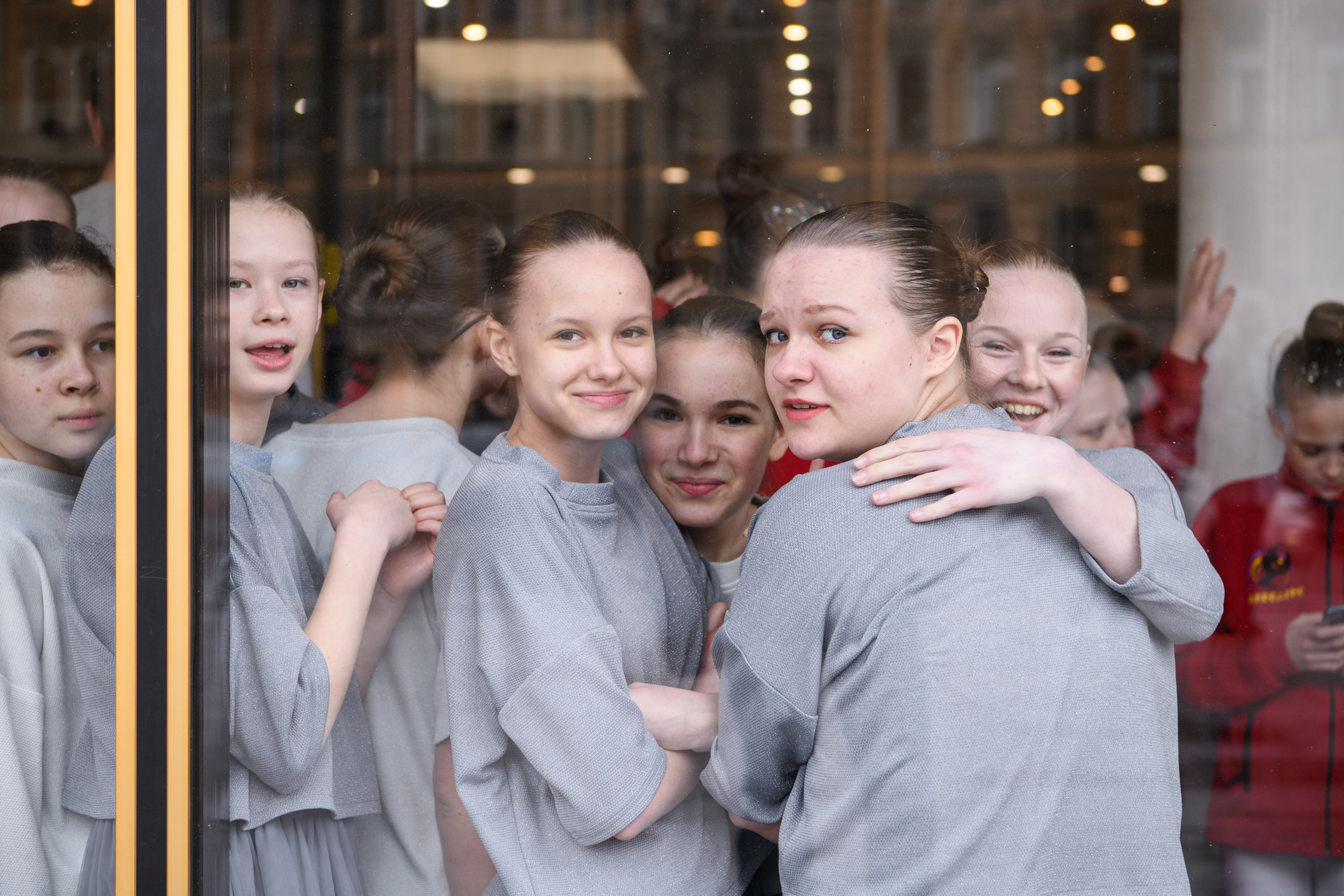 23 апреля, часть 1, БКЗ Октябрьский, г. Санкт-Петербург. Золотое яблочко