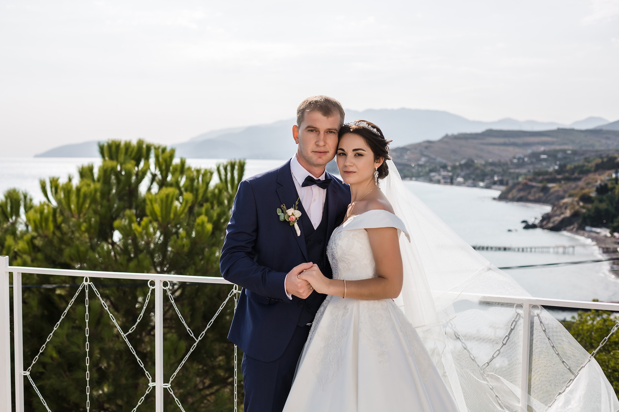 Венчание Петра и Феодосии в Храме-маяке Николая Чудотворца. Свадебный фотограф, фотосъемка в Крыму, Севастополе, Симферополе, Ялте