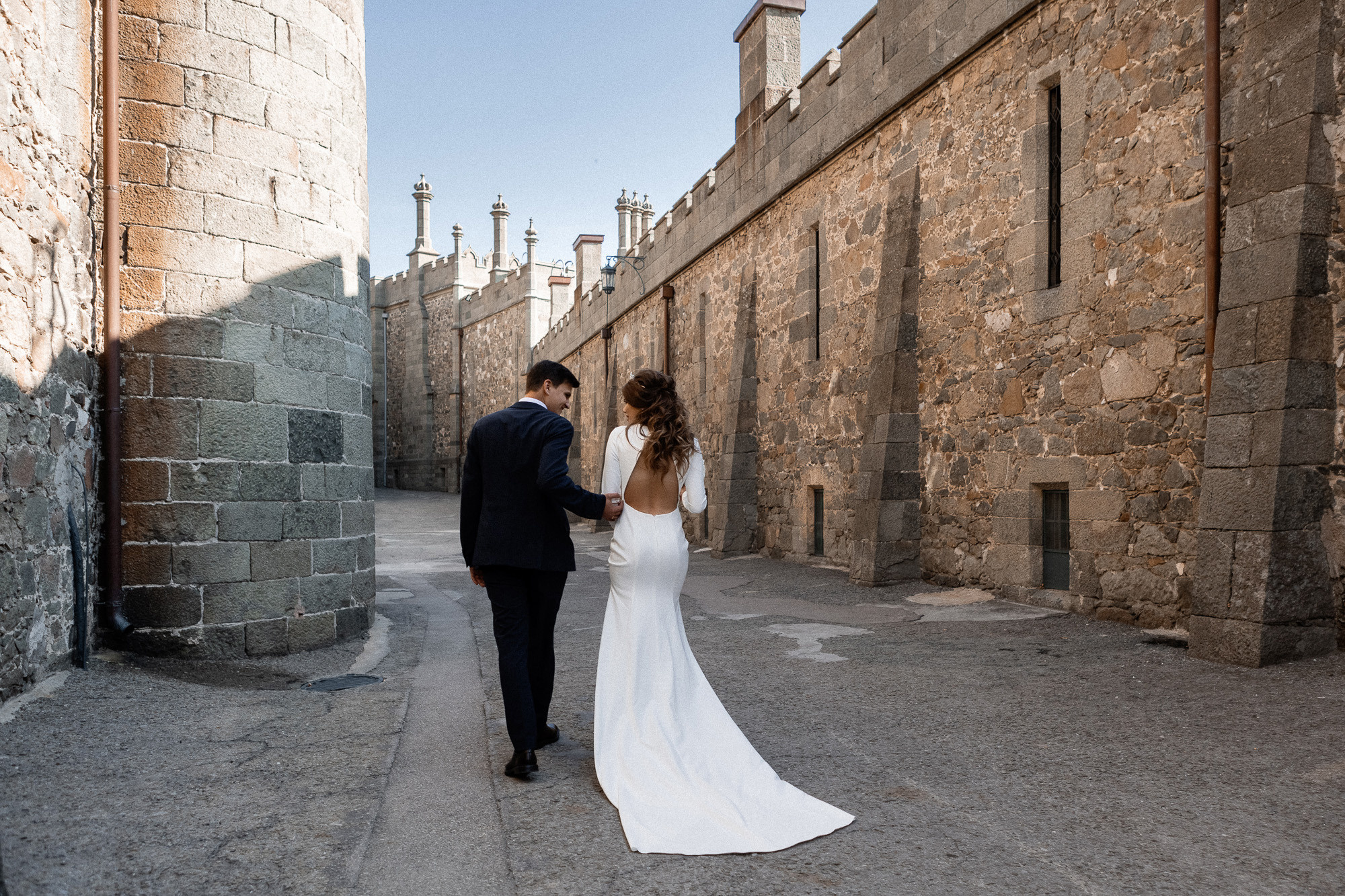 Андрей и Катя - свадебная фотосессия в Воронцовском дворце. Свадебный фотограф, фотосъемка в Крыму, Севастополе, Симферополе, Ялте