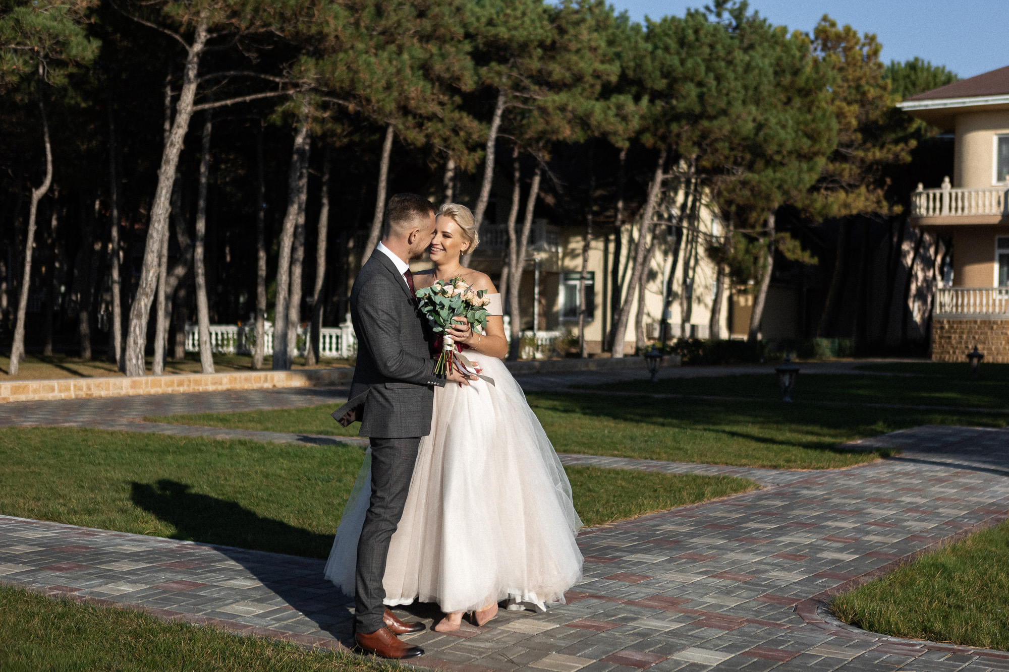 Влад и Ксюша - свадьба для двоих в отеле Превысоковъ. Свадебный фотограф, фотосъемка в Крыму, Севастополе, Симферополе, Ялте